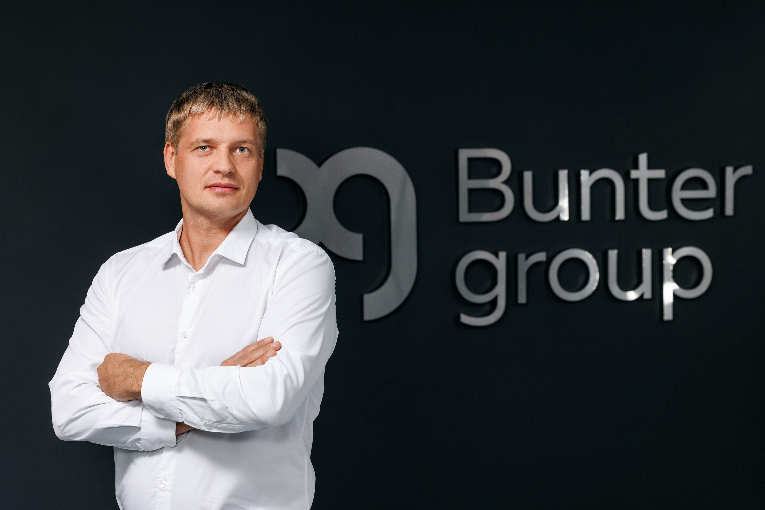 Съёмка сотрудников в офисе. Фотограф Виталий Хайлов, Екатеринбург