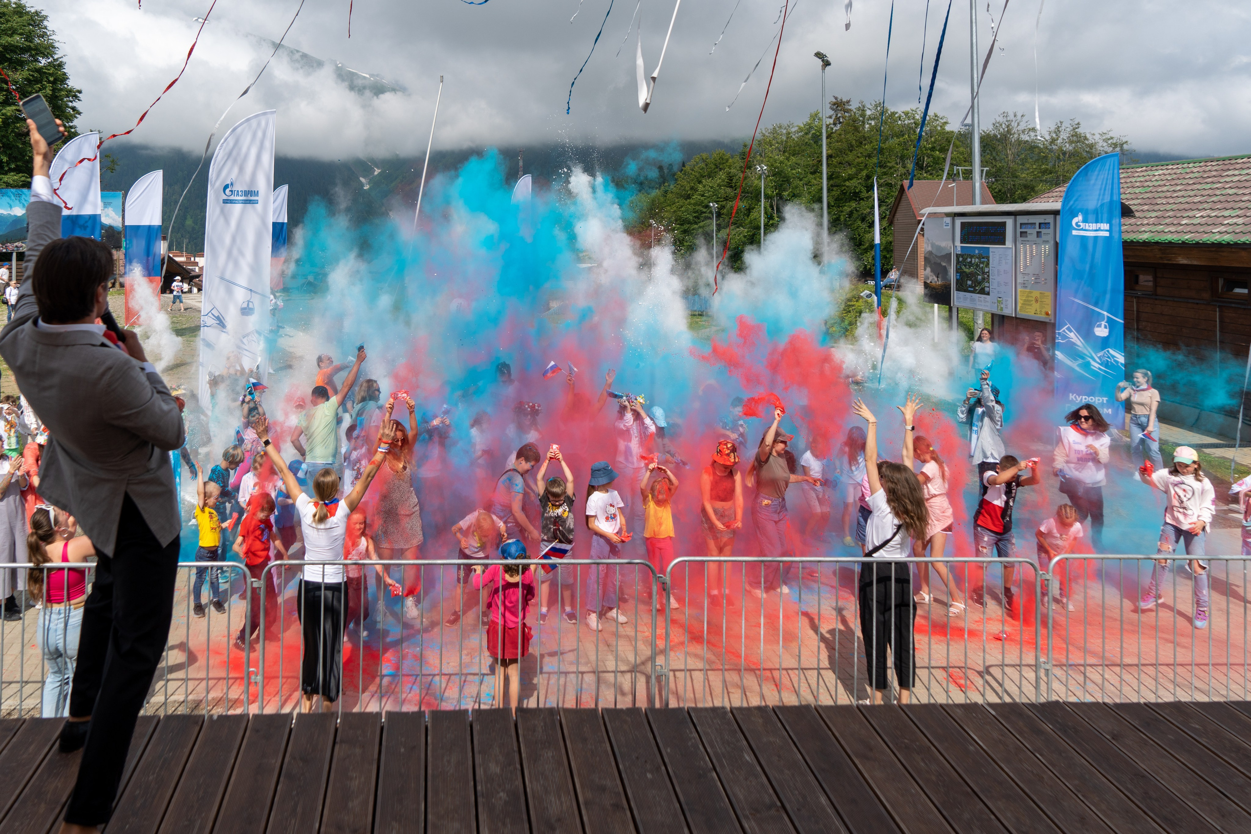 День России на курорте Газпром 2023. Репортажный фотограф в Красной Поляне и Сочи Павлюченко Екатерина