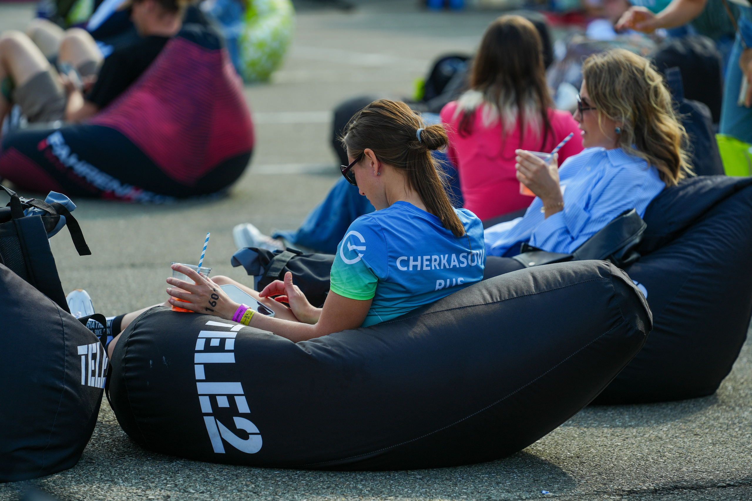 Фотоотчет партнерской интеграции для компании TELE2 на фестивале Ironstar. Репортажный фотограф в Красной Поляне и Сочи Павлюченко Екатерина