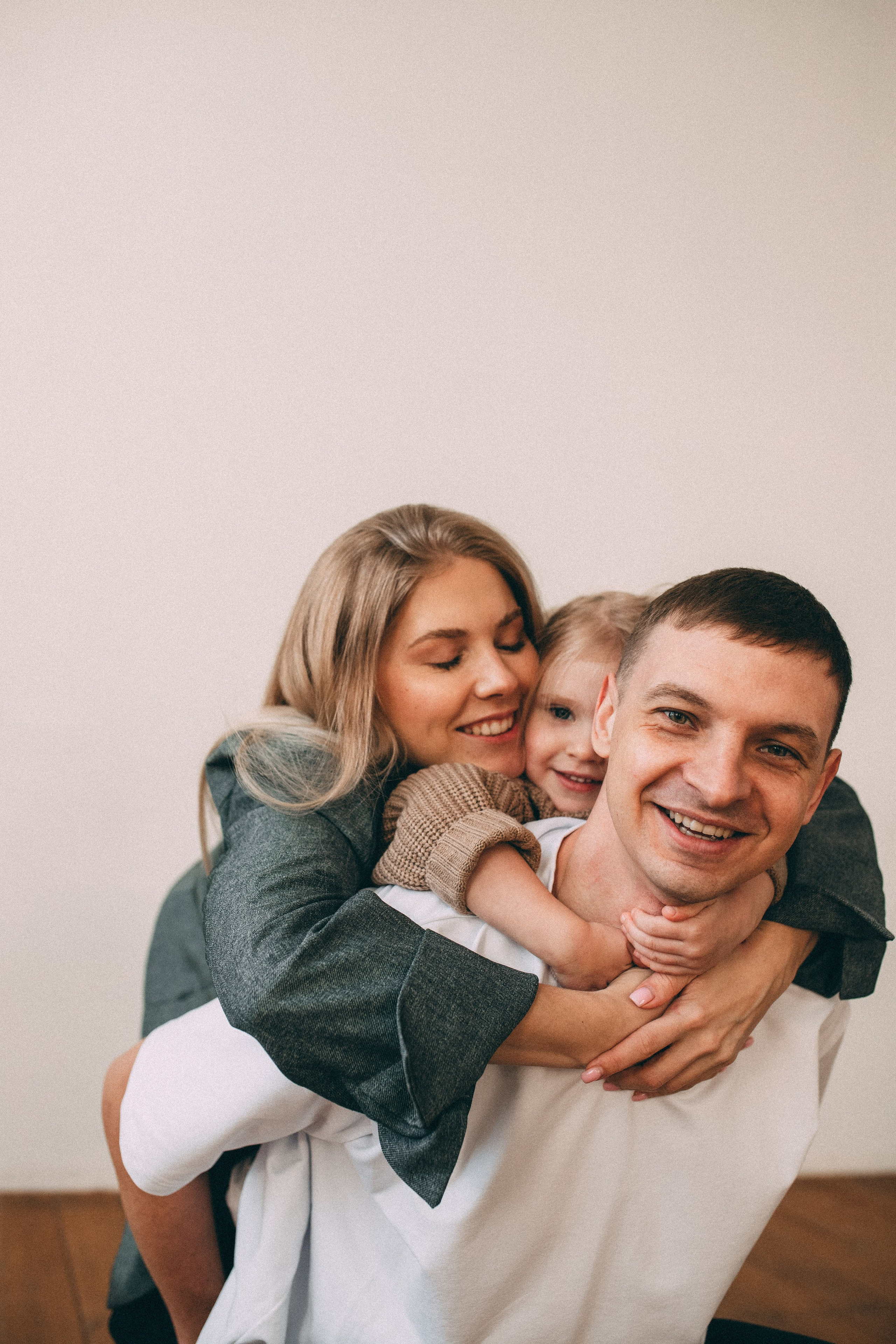 Зоя & Аня & Федя. Главная