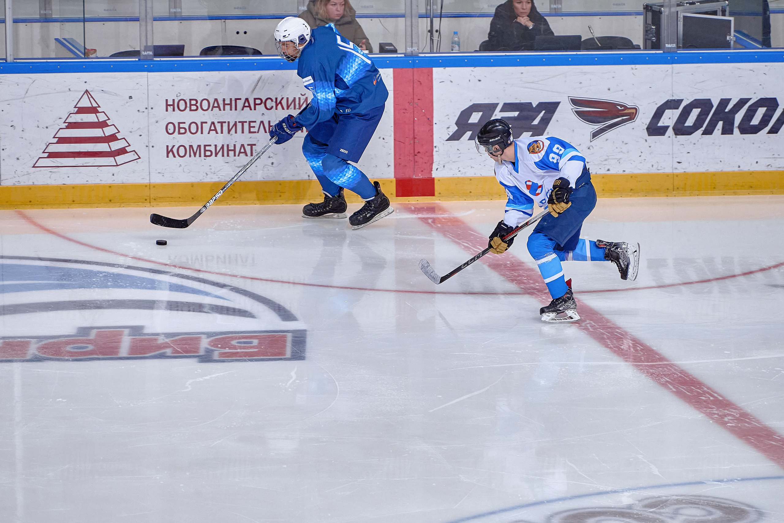 Платинум Арена — Хоккей — РусГидро. Фотограф Яковлев Роман — Красноярск