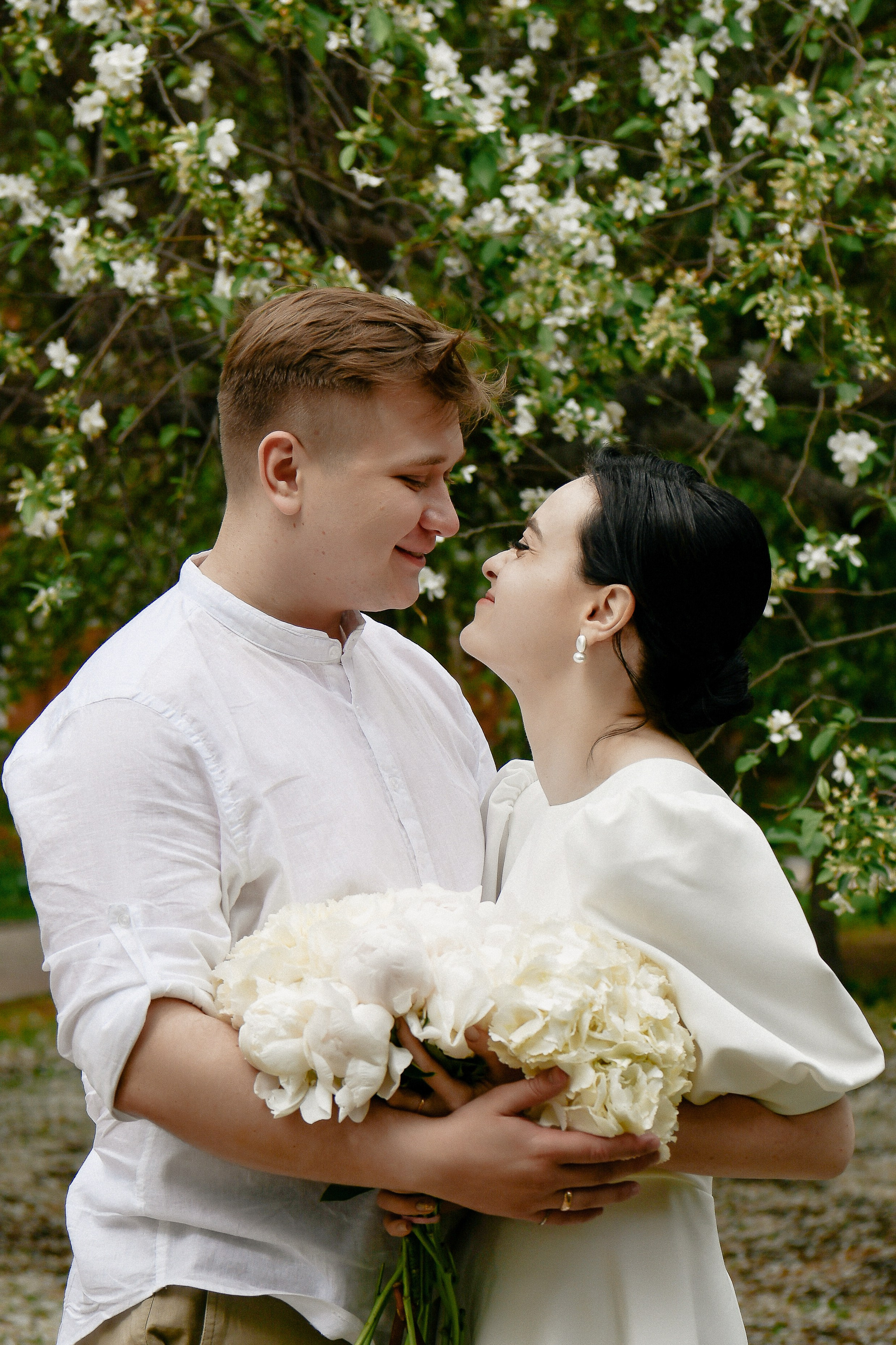 alt="Свадебная фотосессия в Барнауле. Свадебный фотограф Анна Глухова"