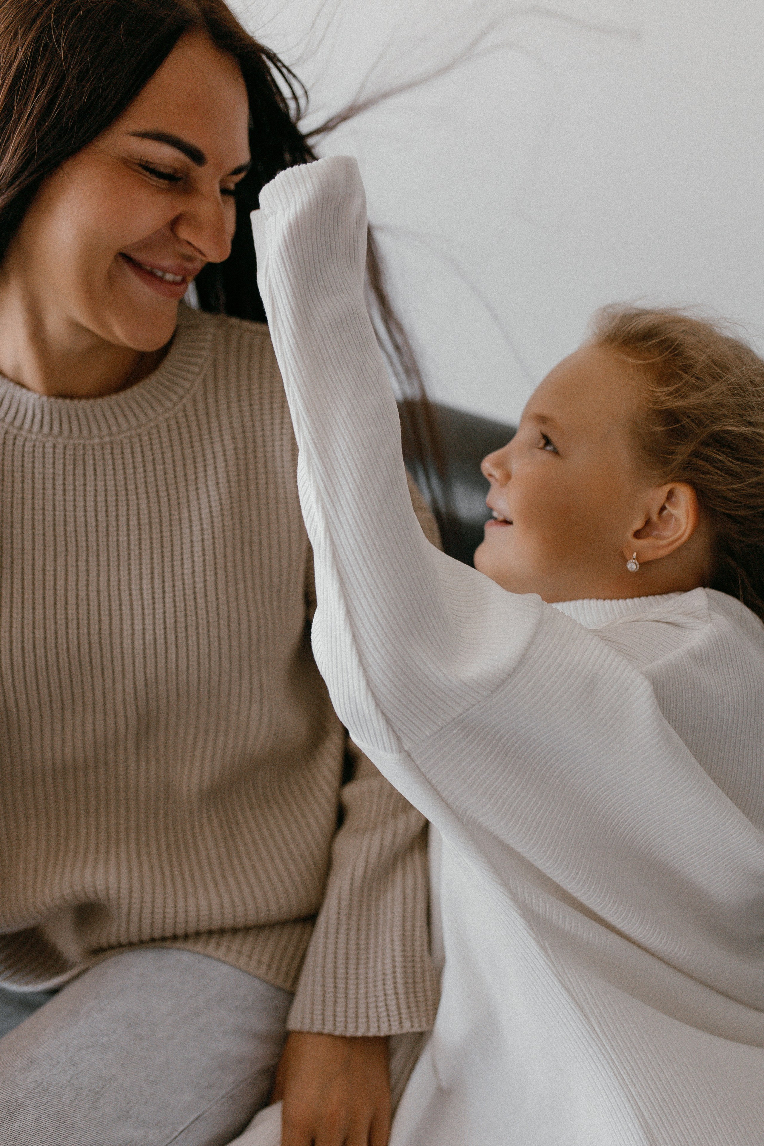 Есения и мама. Семейный фотограф Губкин/Старый Оскол