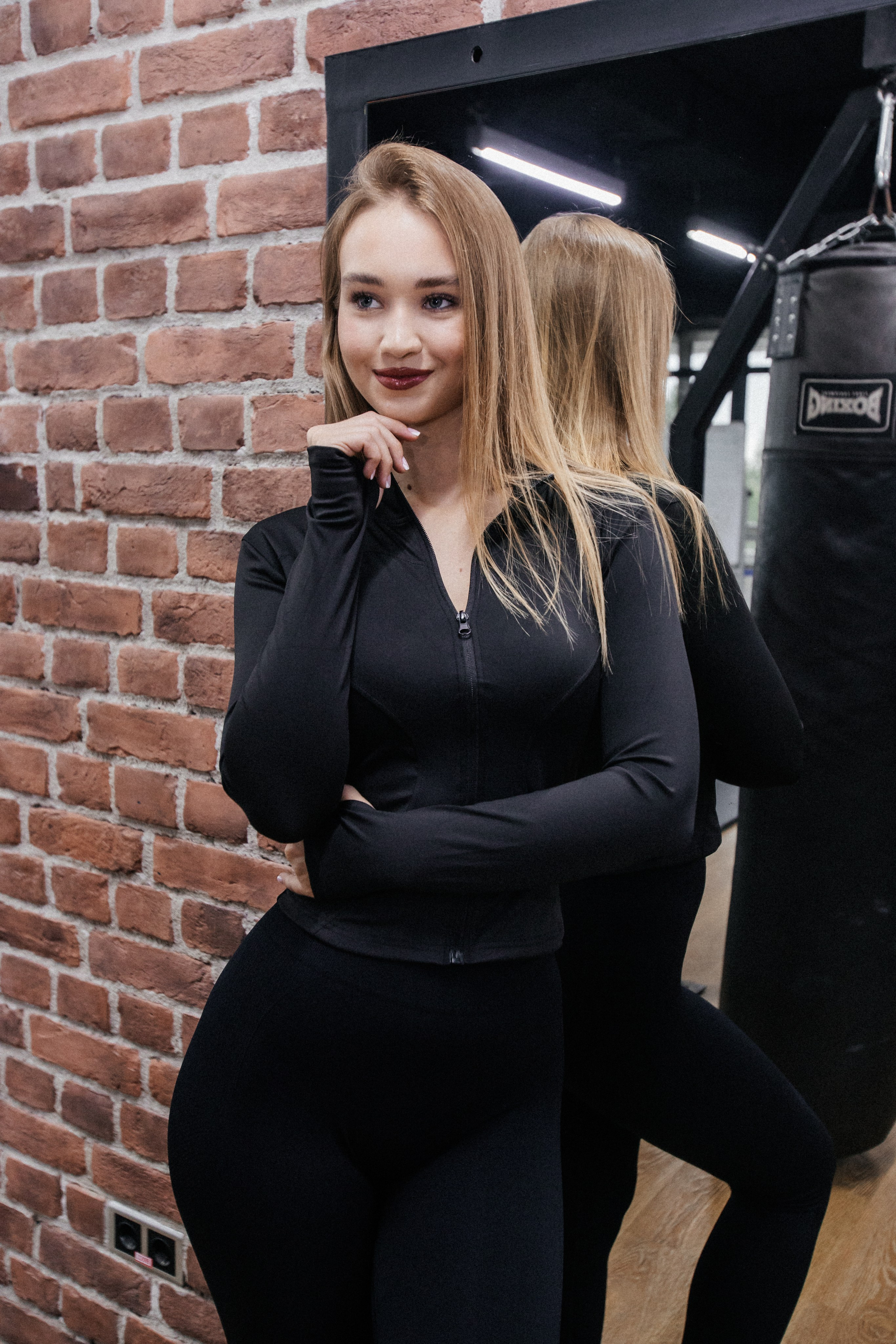 Контент съёмки одежды. Фотограф и видеограф Иркутск, семейная фотосессия, фото для аватарки