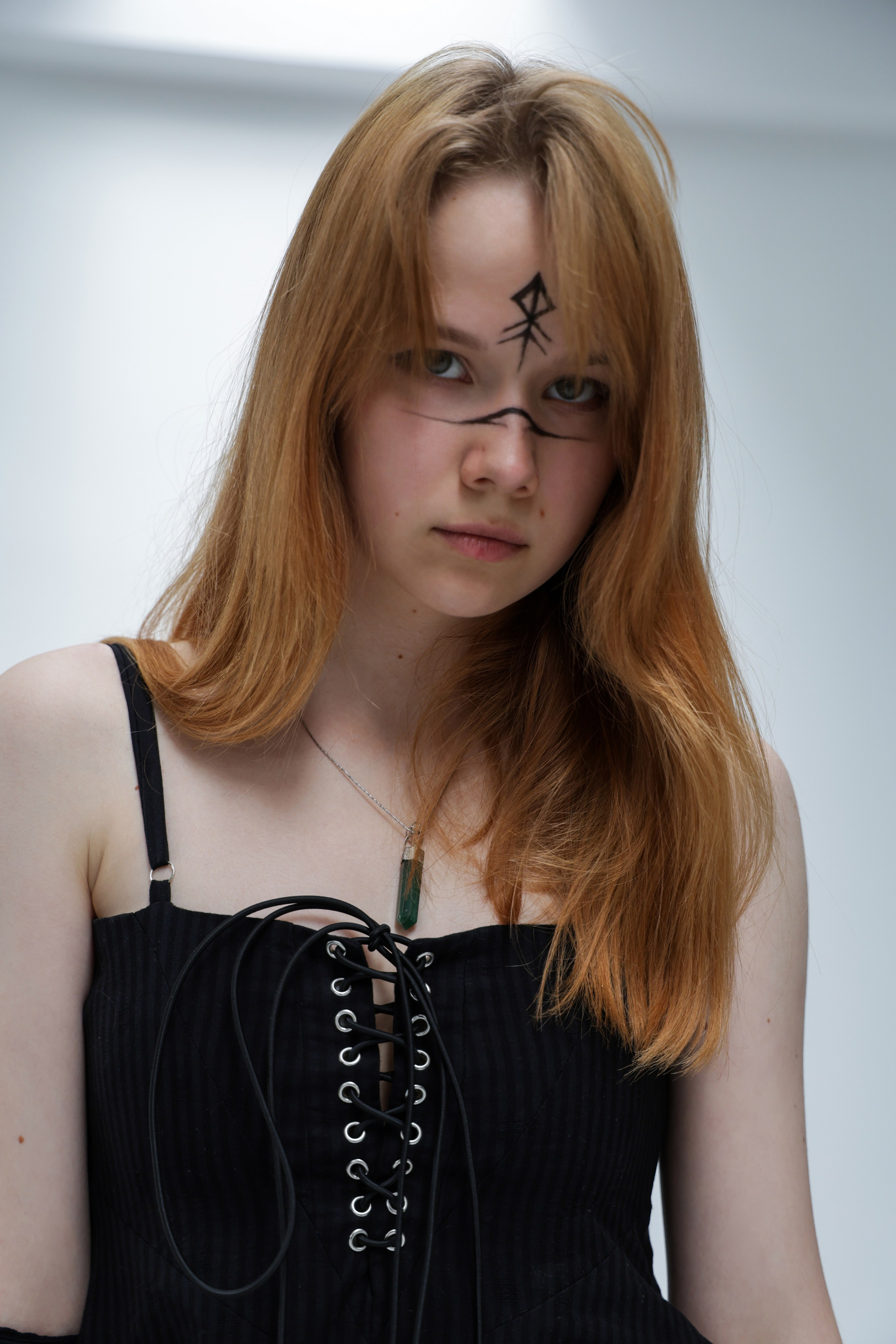 Wires. Portrait photographer based in Toronto — Blinova Mariia