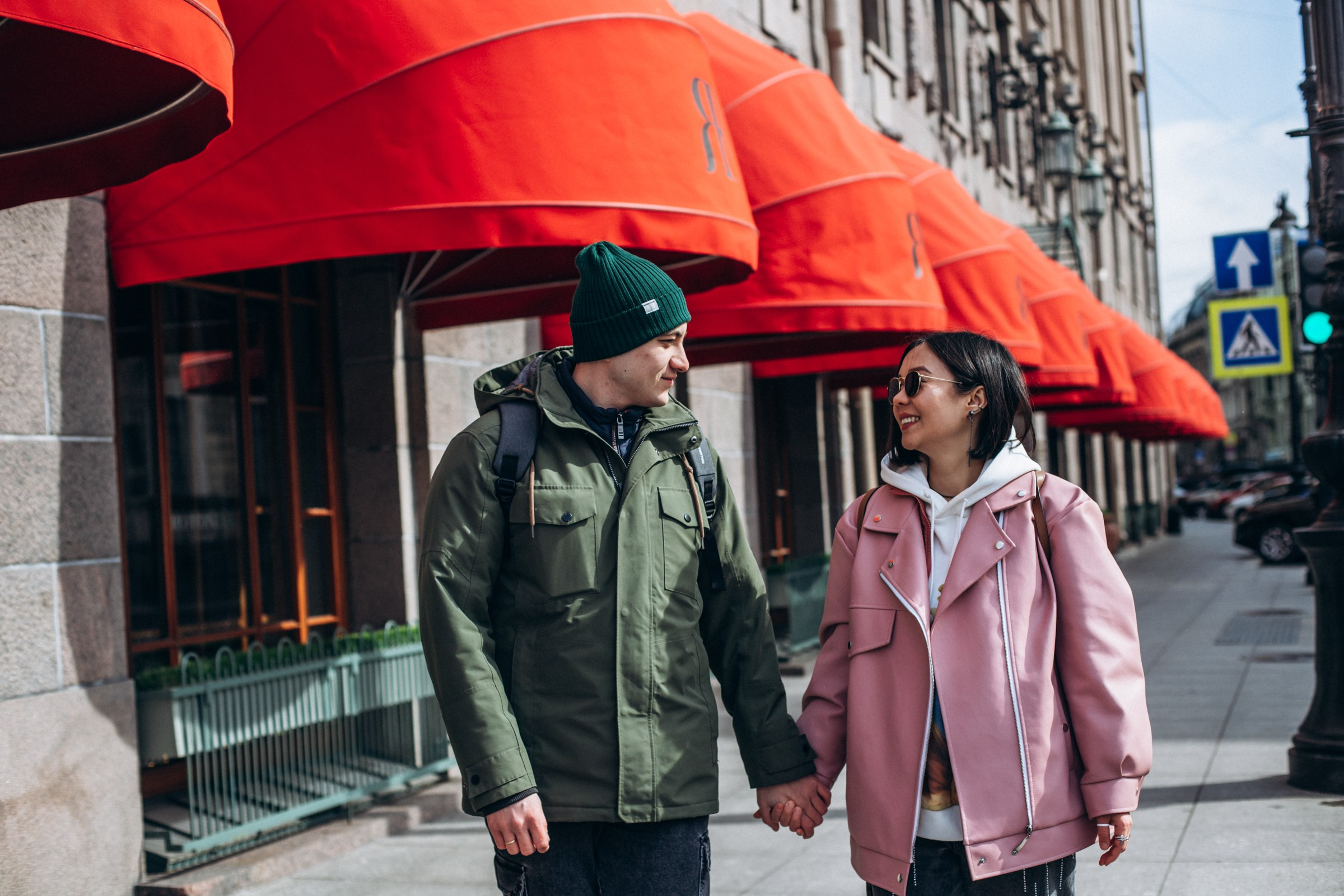 Максим и Катерина в мае. Фотопрогулка в Петербурге. Индивидуальный и семейный фотограф в Санкт-Петербурге