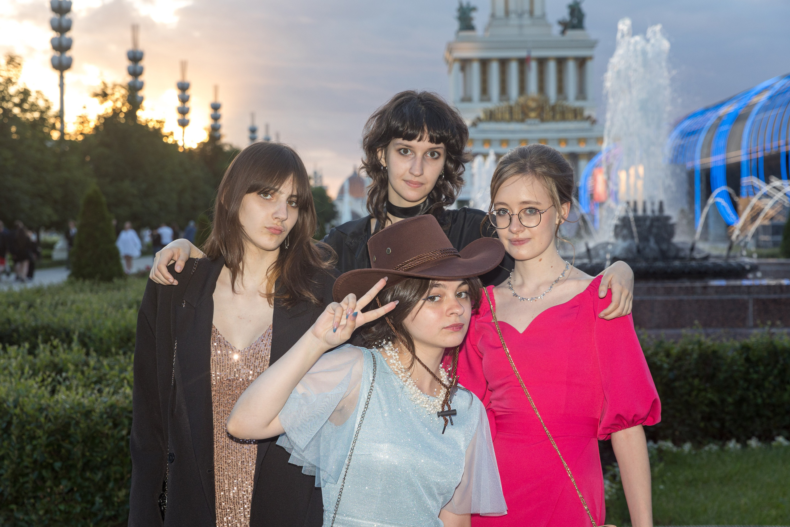 Прогулка перед выпускным. ВДНХ. Школьный фотограф в Москве Семенова Ирина