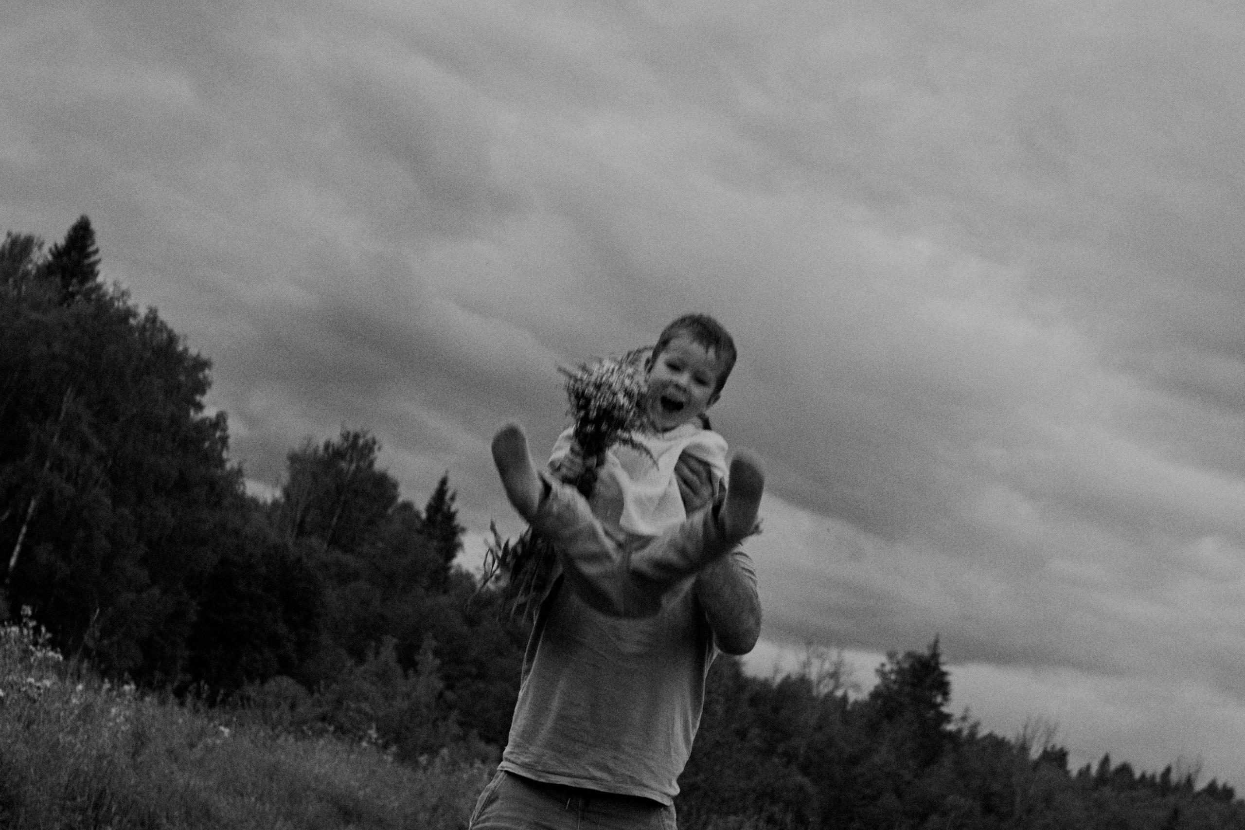 Dasha and the boys. Portrait, family and pet photographer in Cyprus, Ksenia Bourdelle