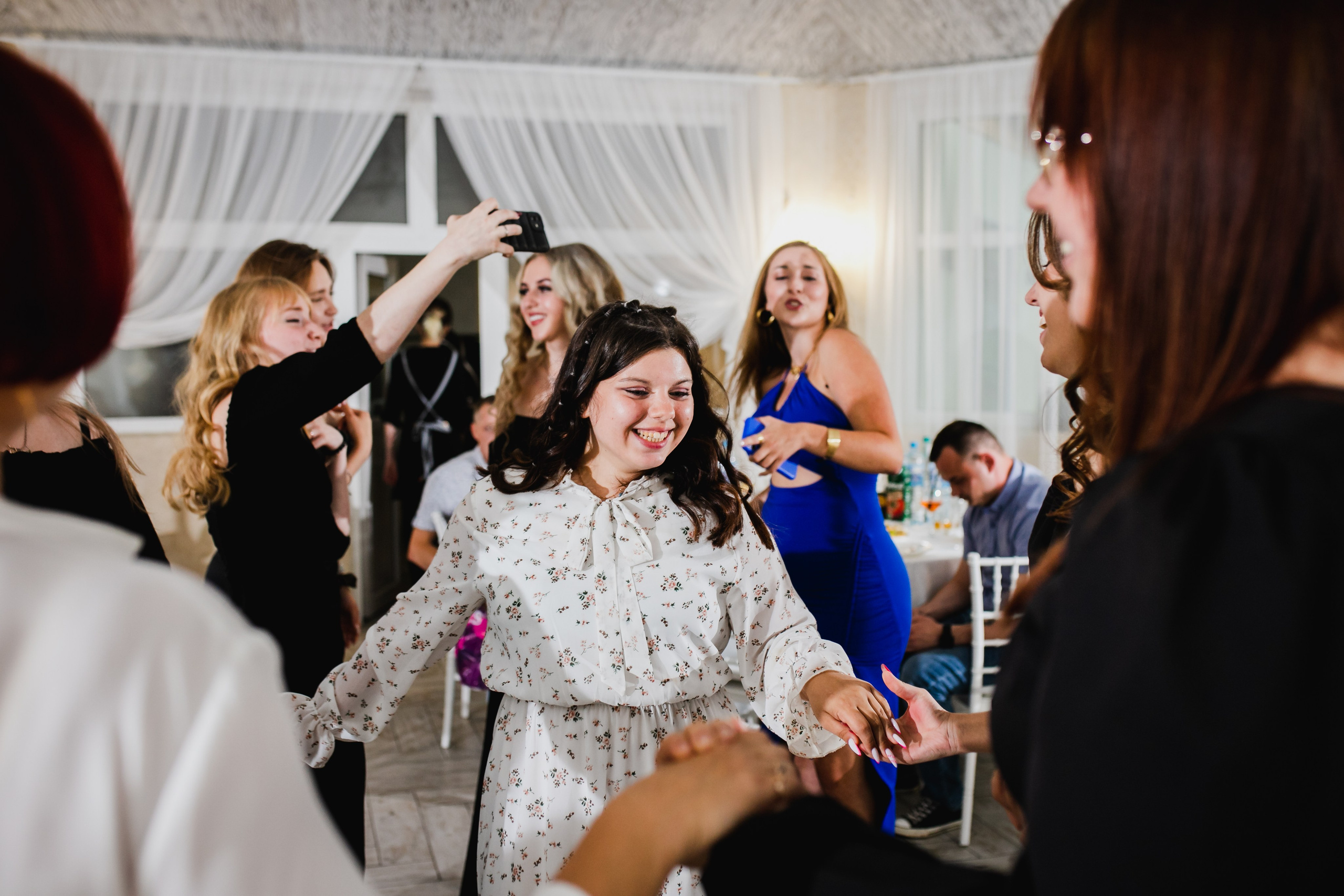 Выпускной. Aleksandra-zapjdobnikova.wfolio.pro