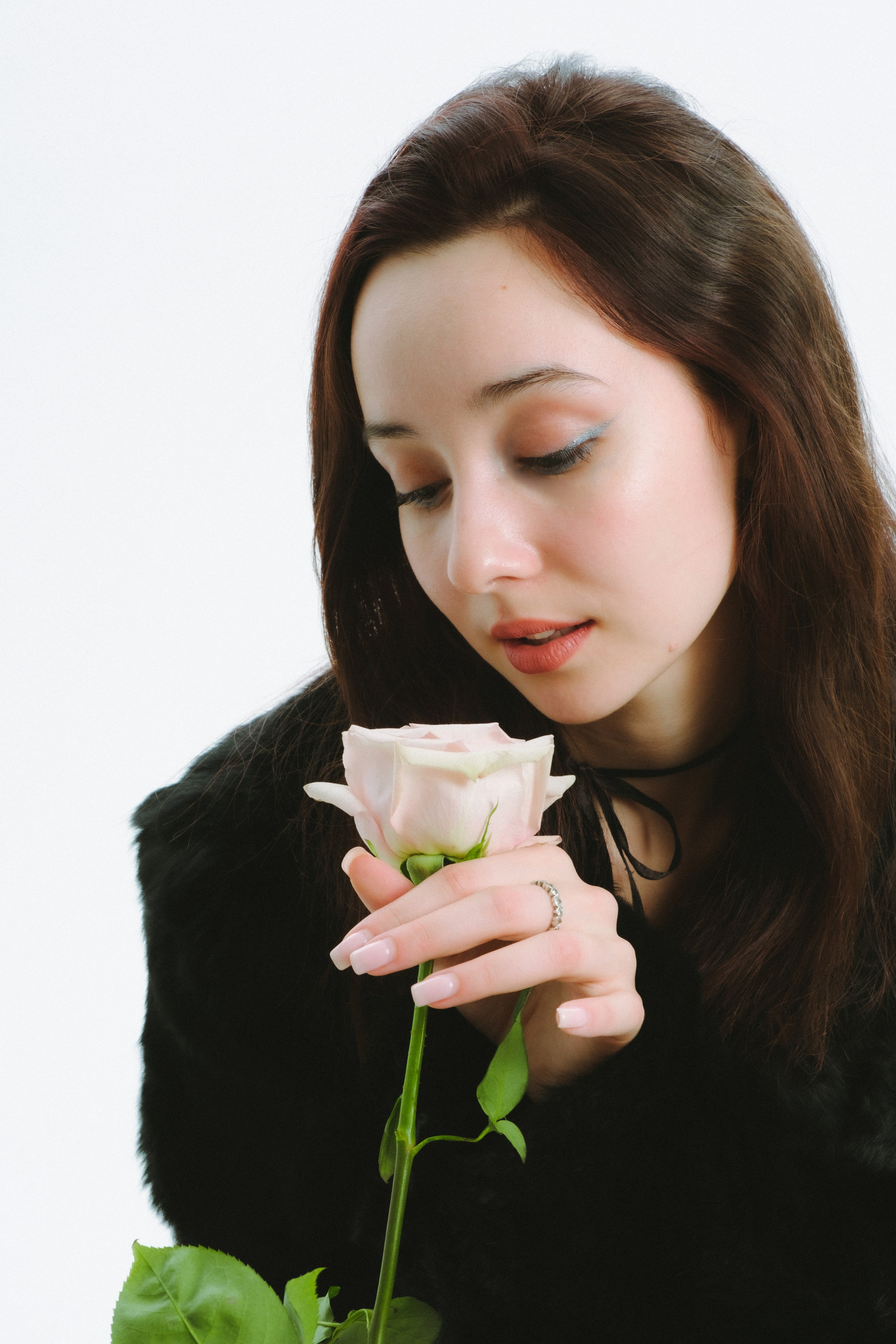 Сексуальный цветок. Мари — фотограф и видеограф из Москвы