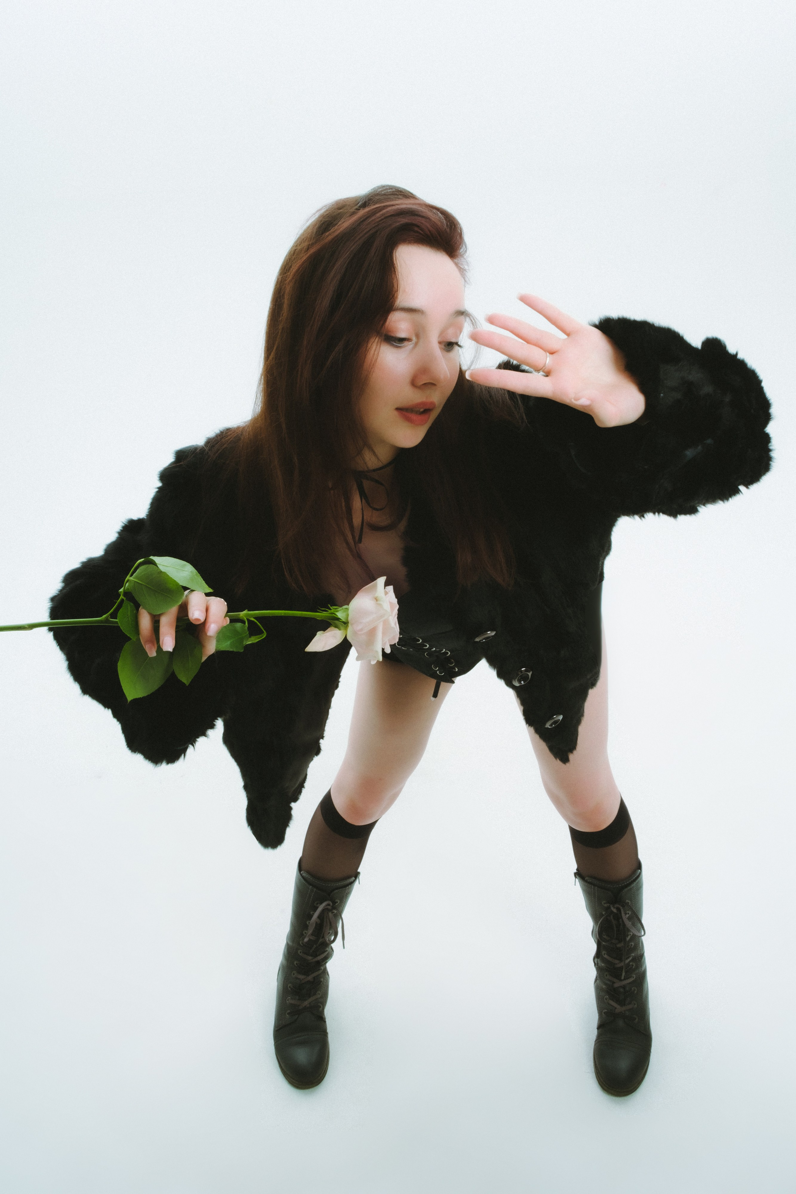 Сексуальный цветок. Мари — фотограф и видеограф из Москвы