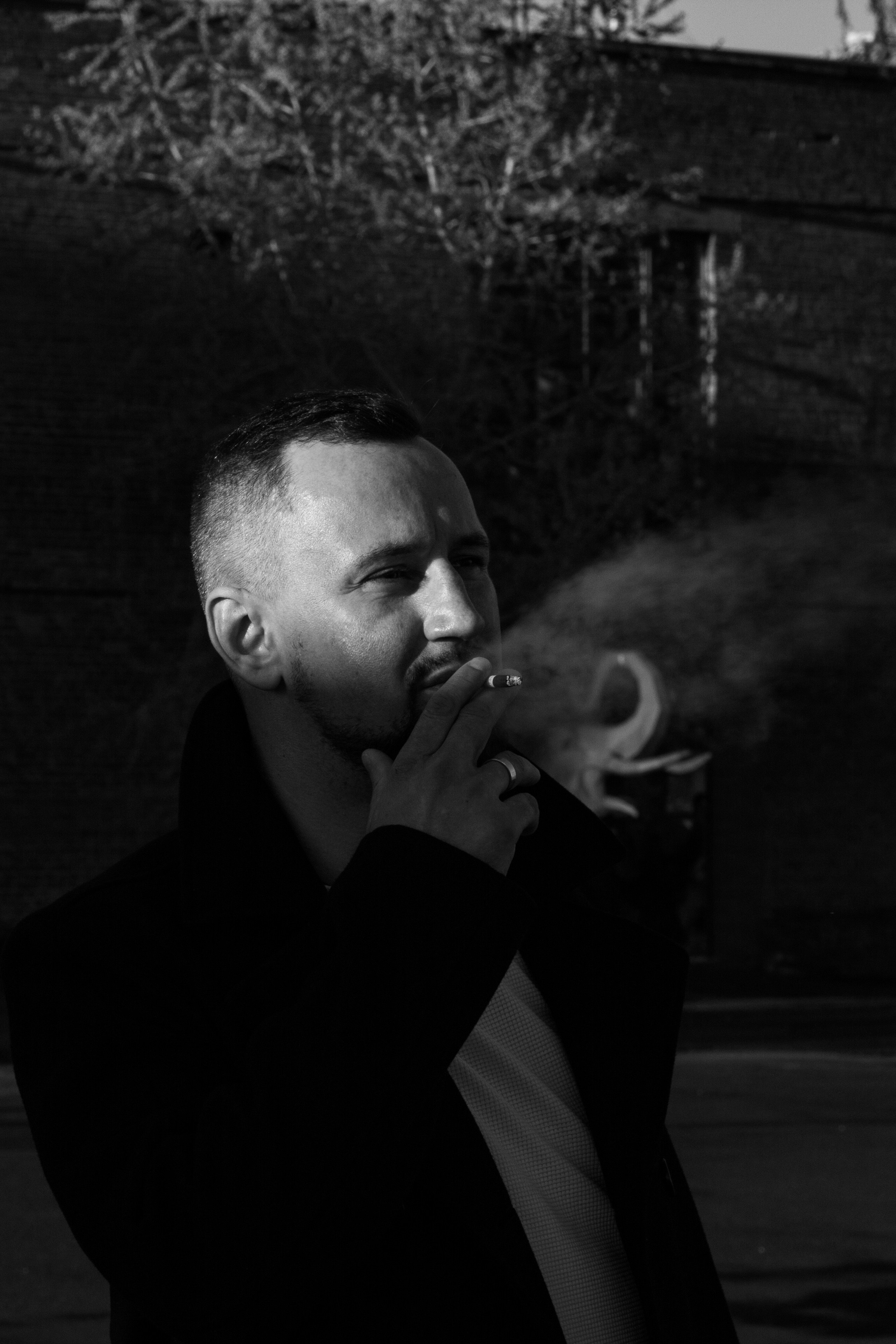 Атмосферный день рождения на закате в Севкабель лофт. Свадебный, семейный и контент фотограф в Санкт- Петербурге Елена Грие