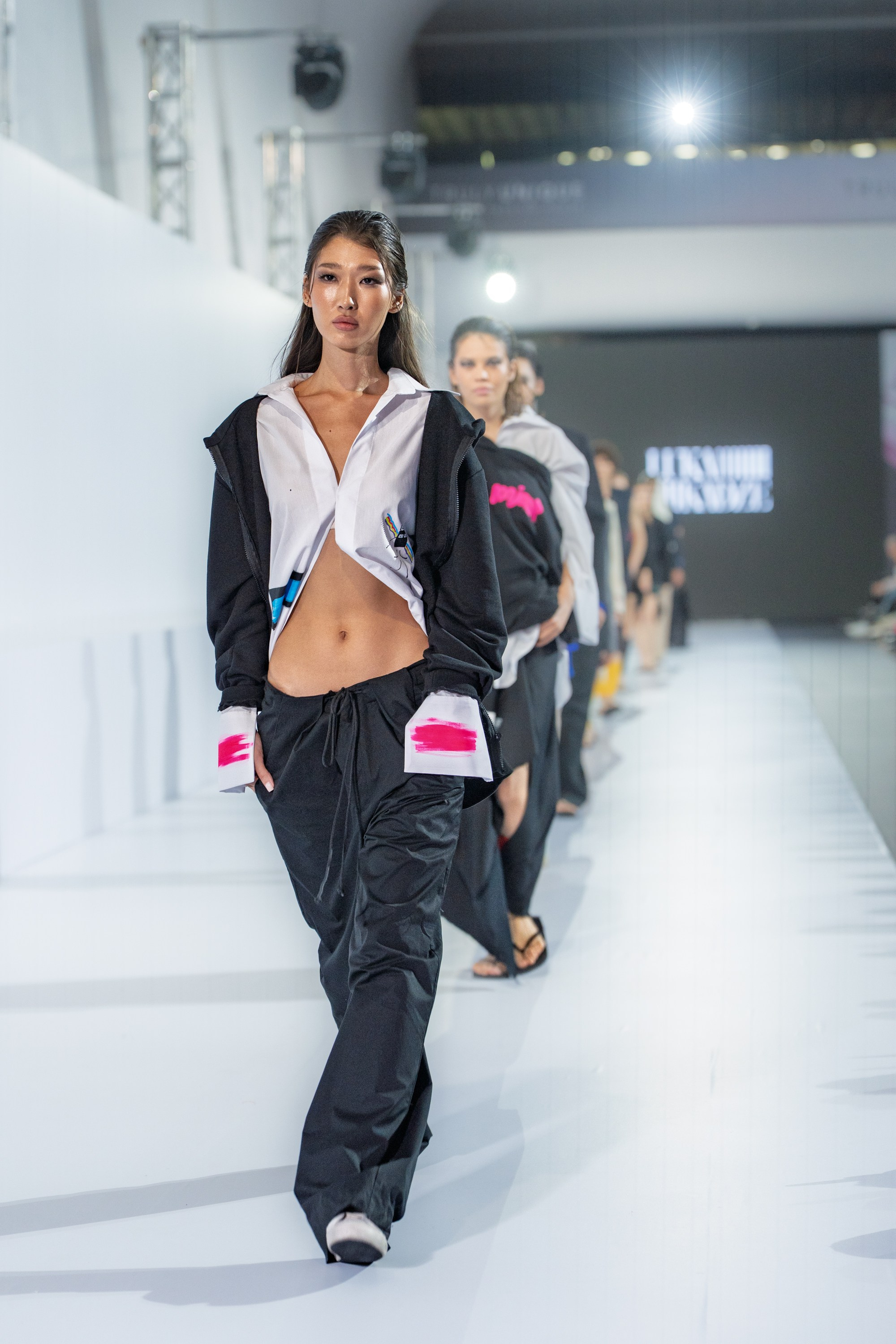 Luka Mikadze. Сайт Алматинского НЮ АРТ, будуар и фэшн фотографа Дениса Карпенко