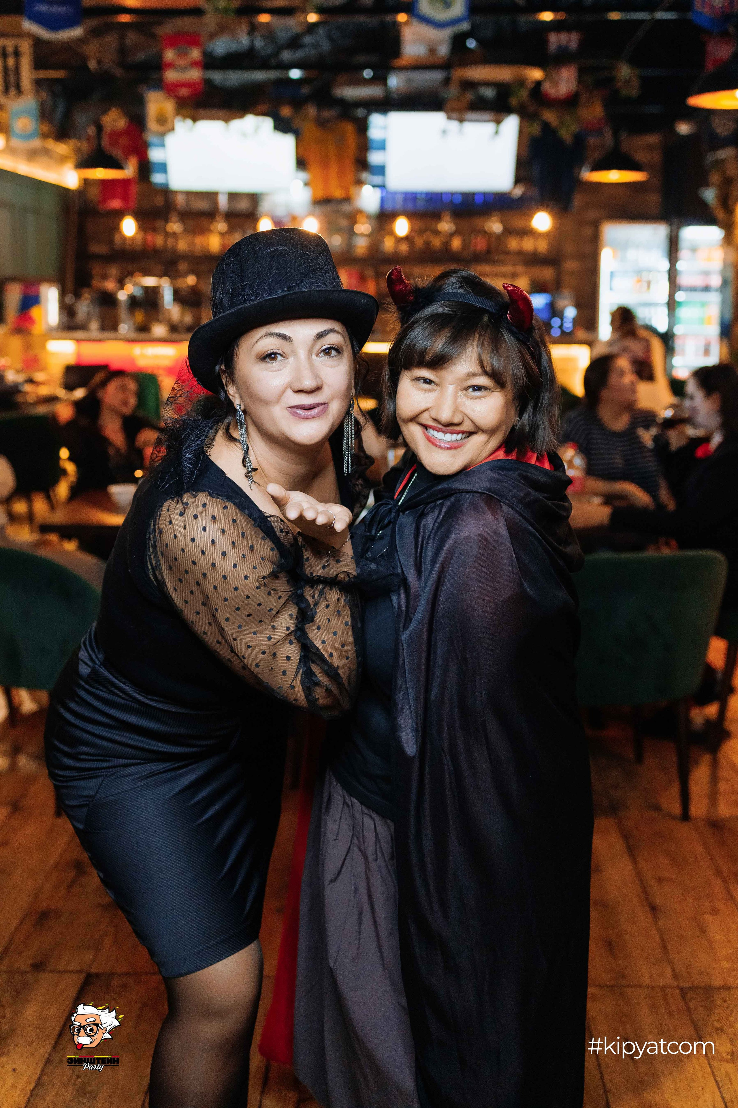 Эйнштейн Party