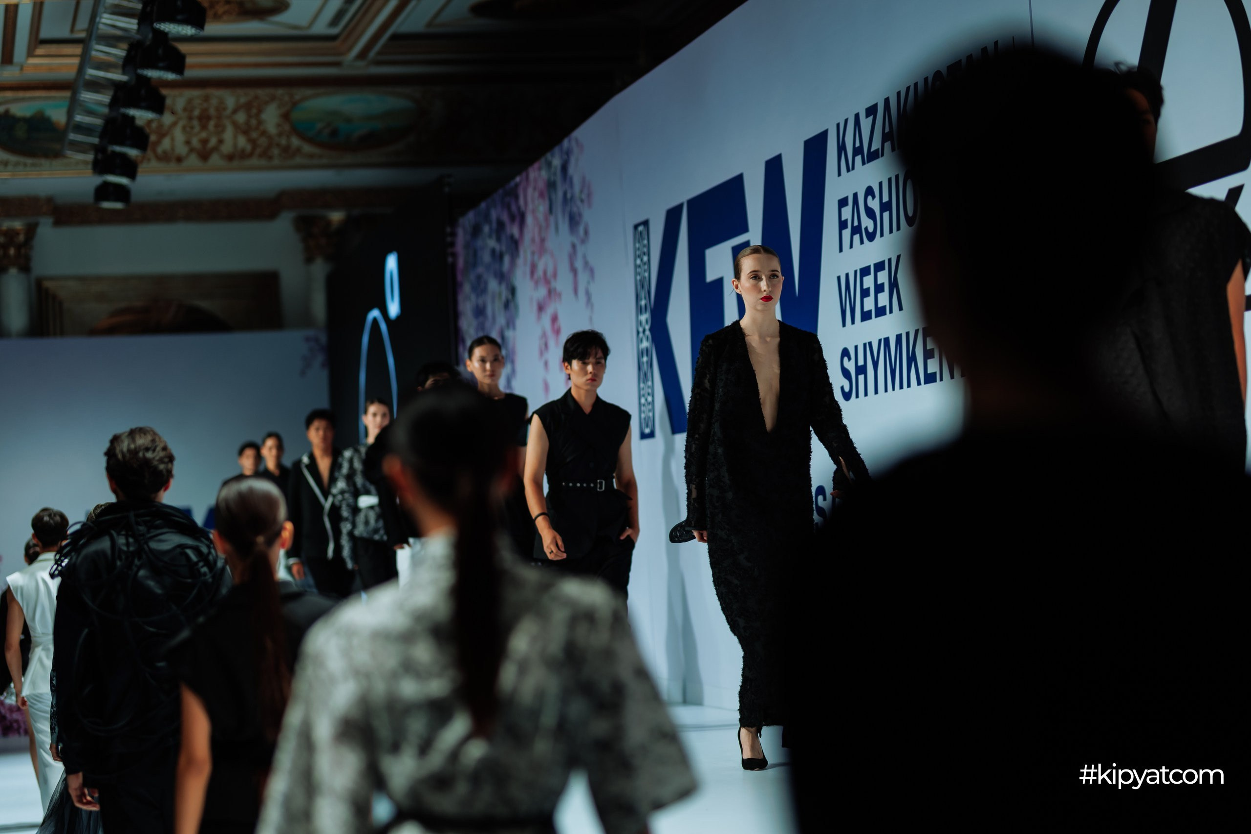 KAZAKHSTAN FASHION WEEK SHYMKENT 11 SEASON. Кипятком Шымкент