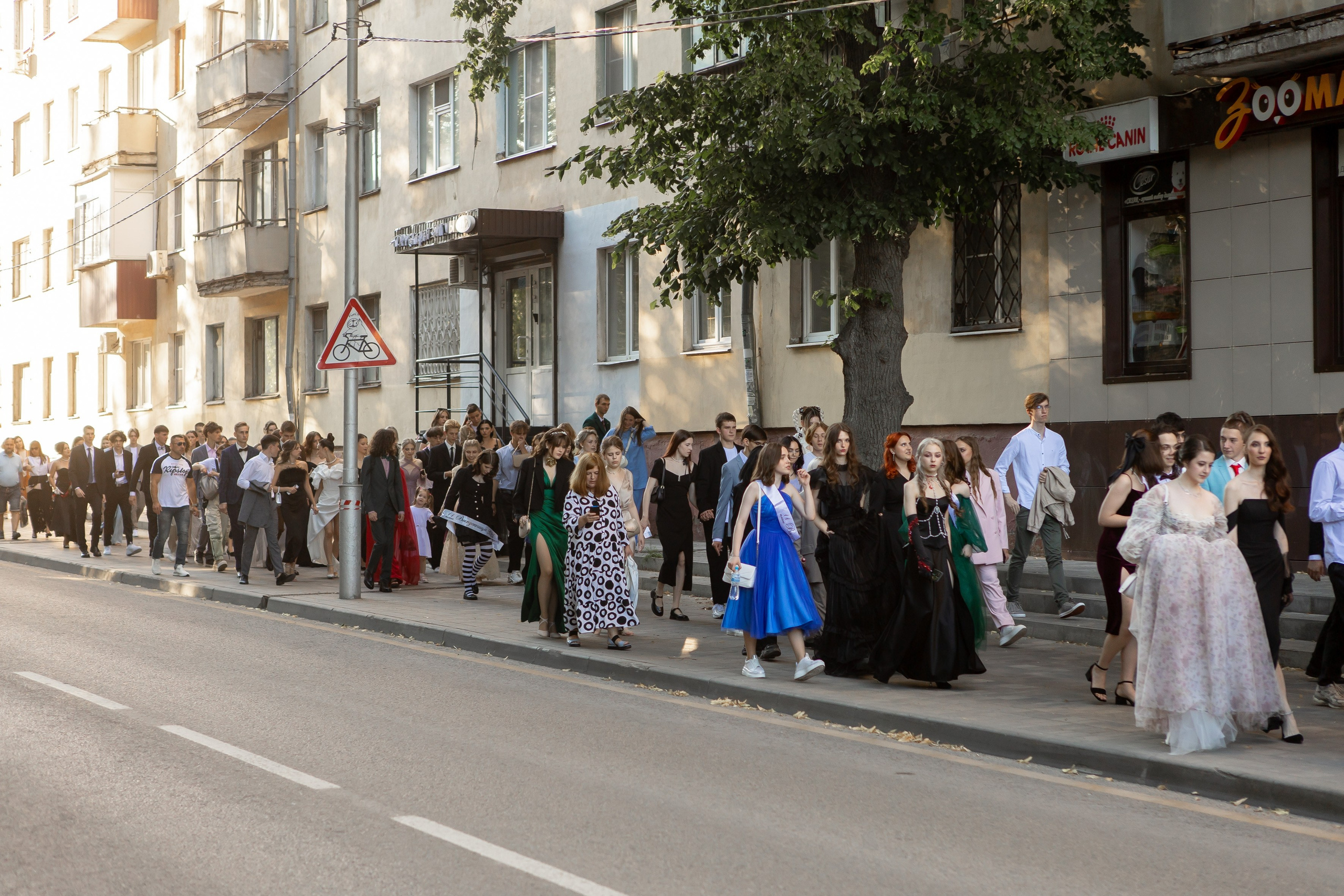 Выпускной Гимназия 12 2024 г. Свадебный и портретный Фотограф в Липецке Дмитрий Котюков