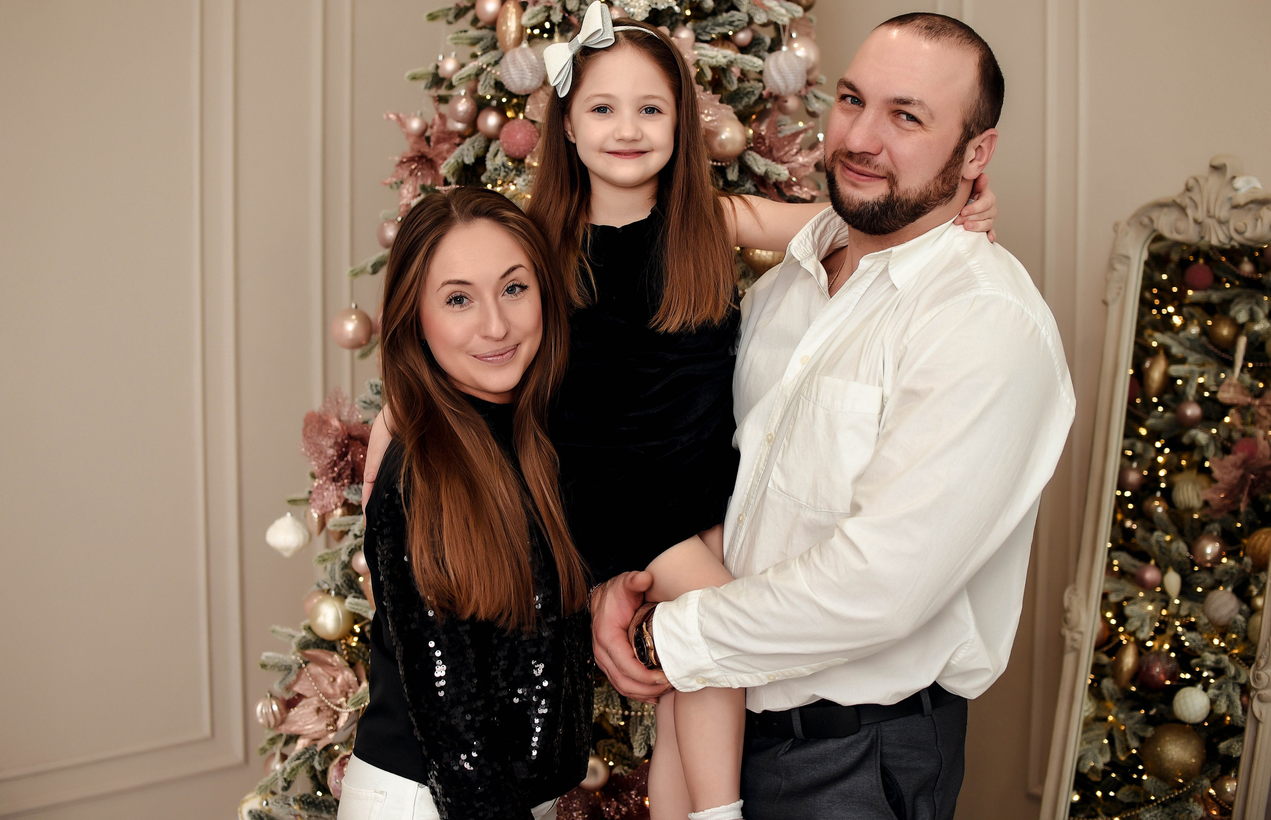 Новогодняя семейная. Свадебный, семейный, детский, контент фотограф в Омске Максим Ильин