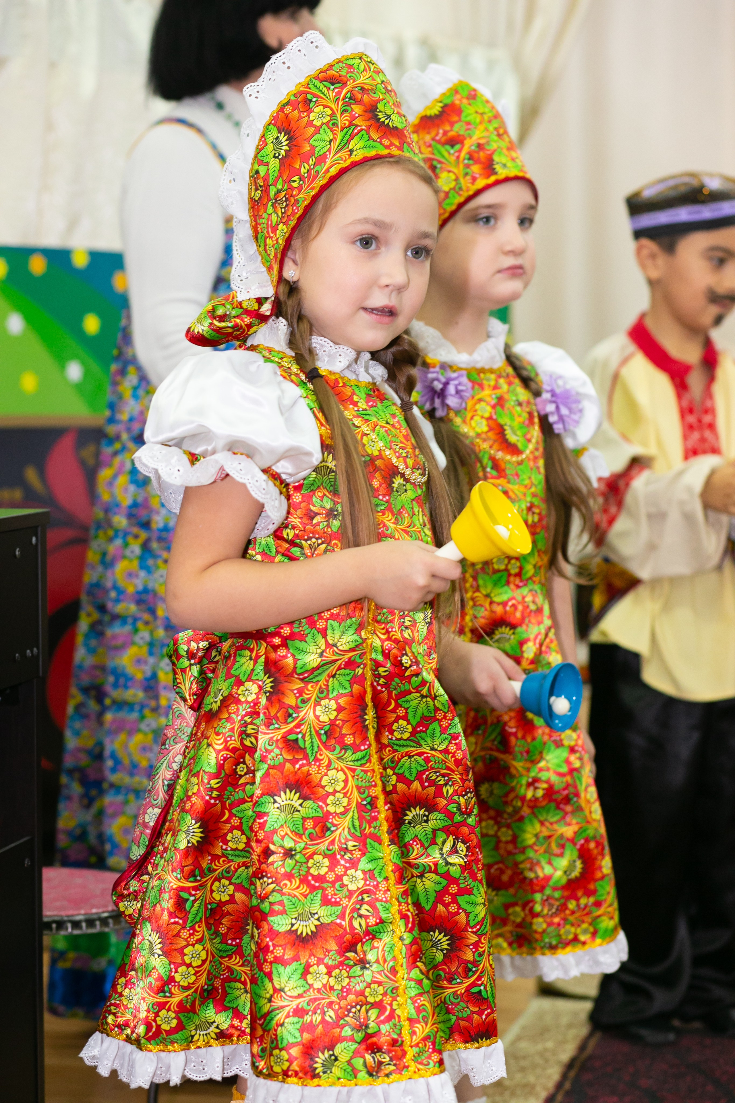 Выпускные и Утренники. Фотограф новорожденных и семейный фотограф НСО г. Бердск Марина Львова
