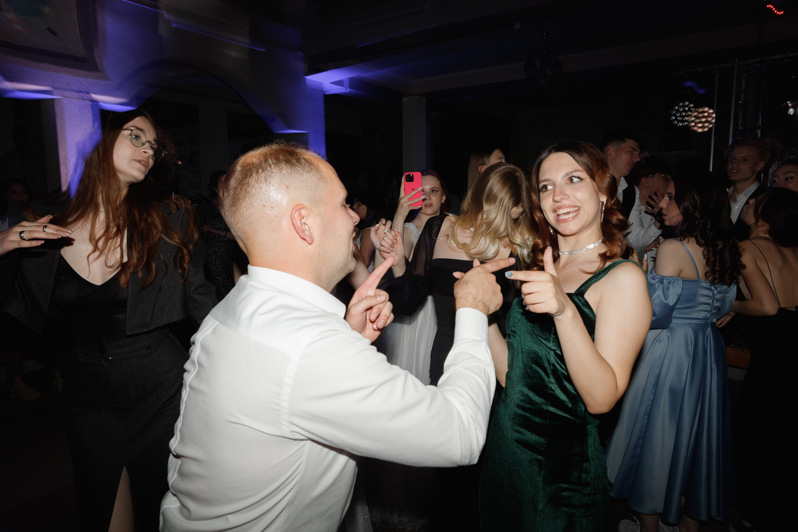 Школьный выпускной 2023 год в Минске. Свадебный фотограф в Минске/Беларуси Сергей Спиридонов