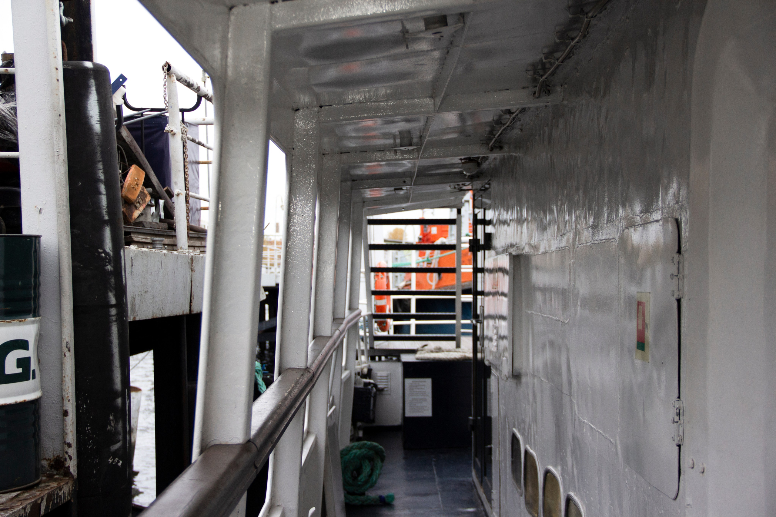 Съемка для сайта аренды катеров в Санкт-Петербурге, подготовка к свадебной прогулке по рекам и каналам. Фотограф в Санкт-Петербурге Смирнова Диана