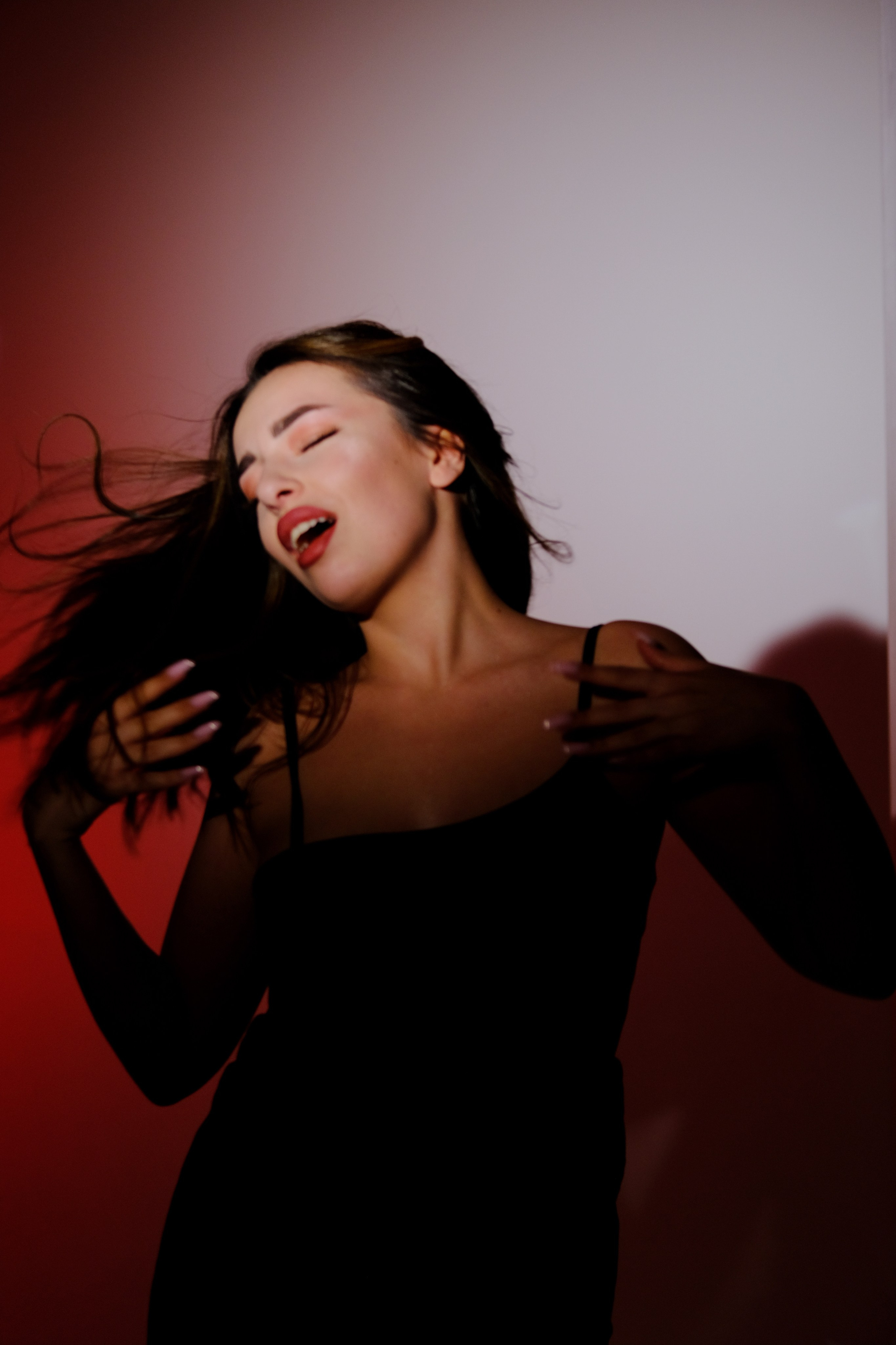 Студия. Кинокадры для тебя. фотограф и стилист по прическам Анастасия Помелова