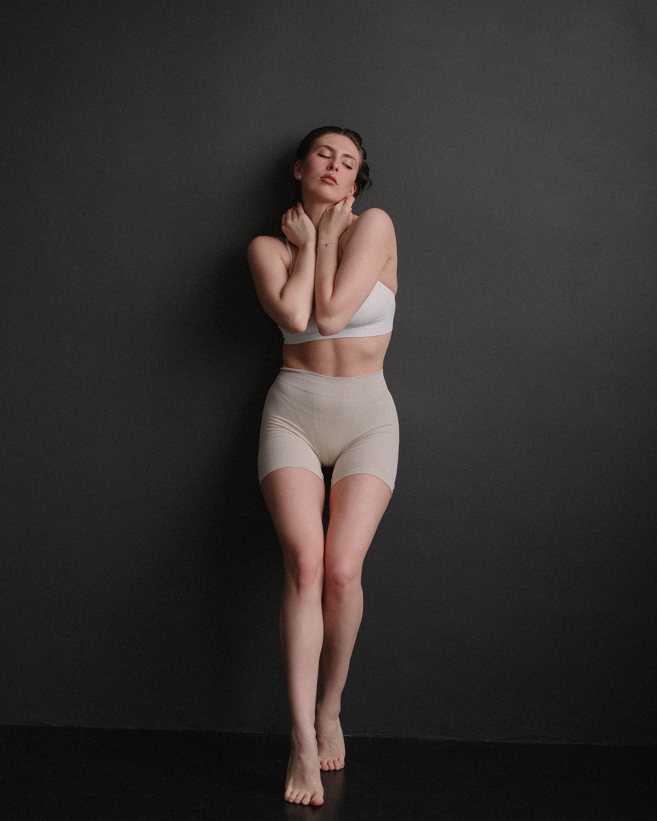 Юля. Главная