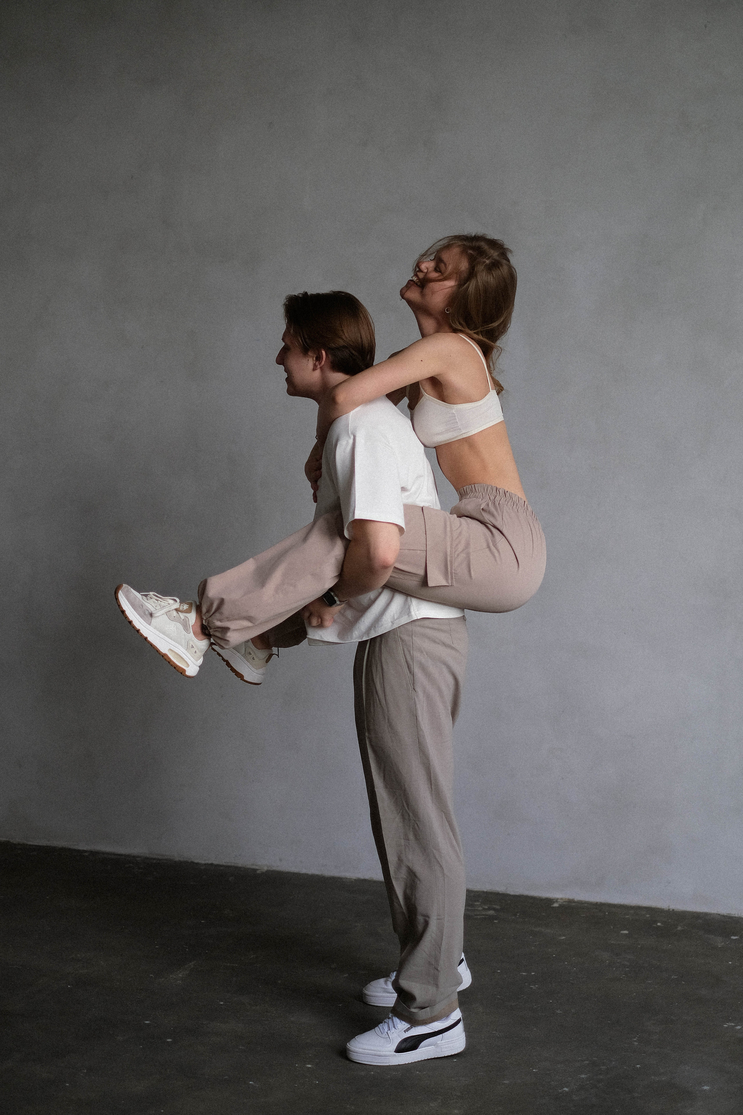 Влада + Саша. Главная