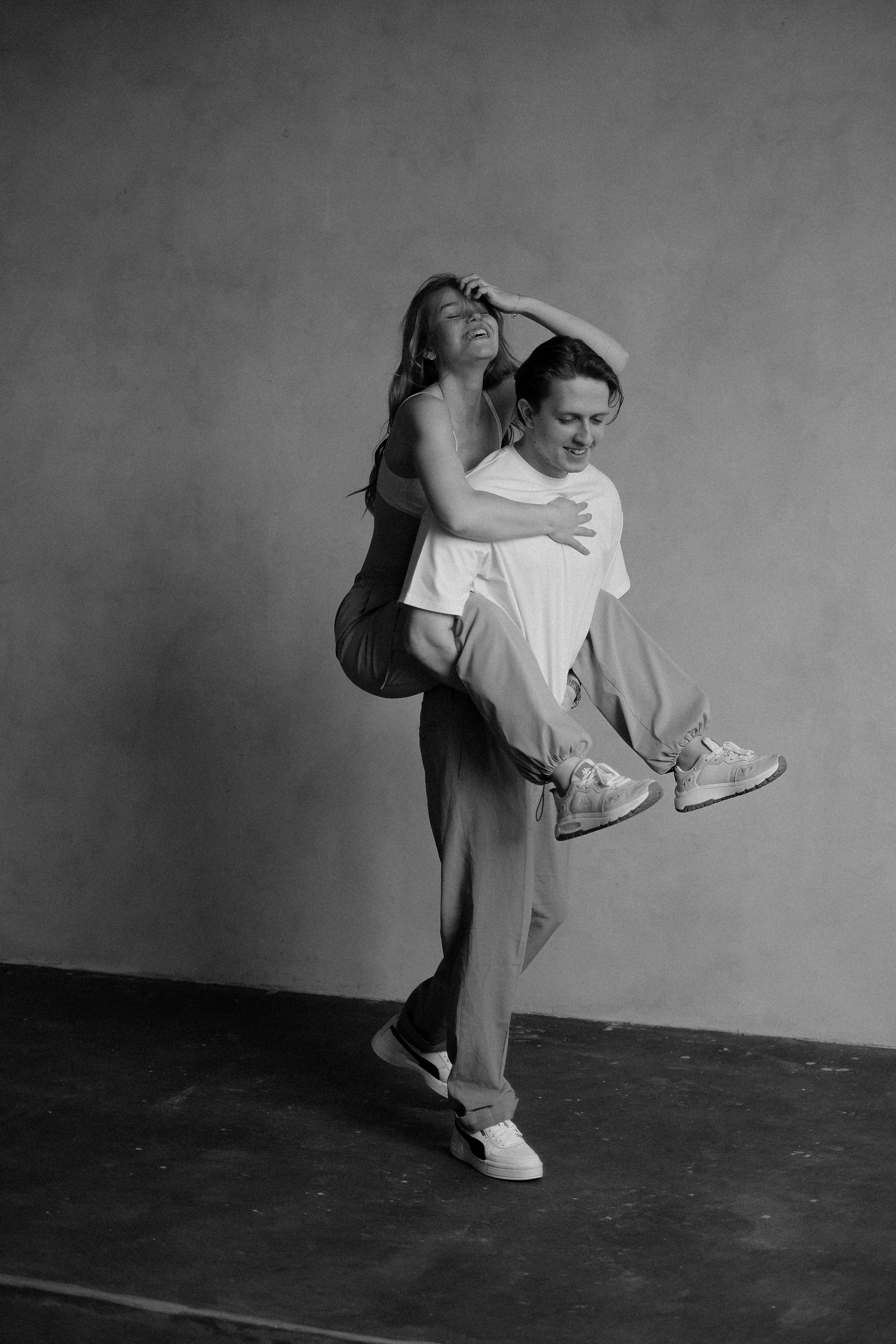 Влада + Саша. Главная