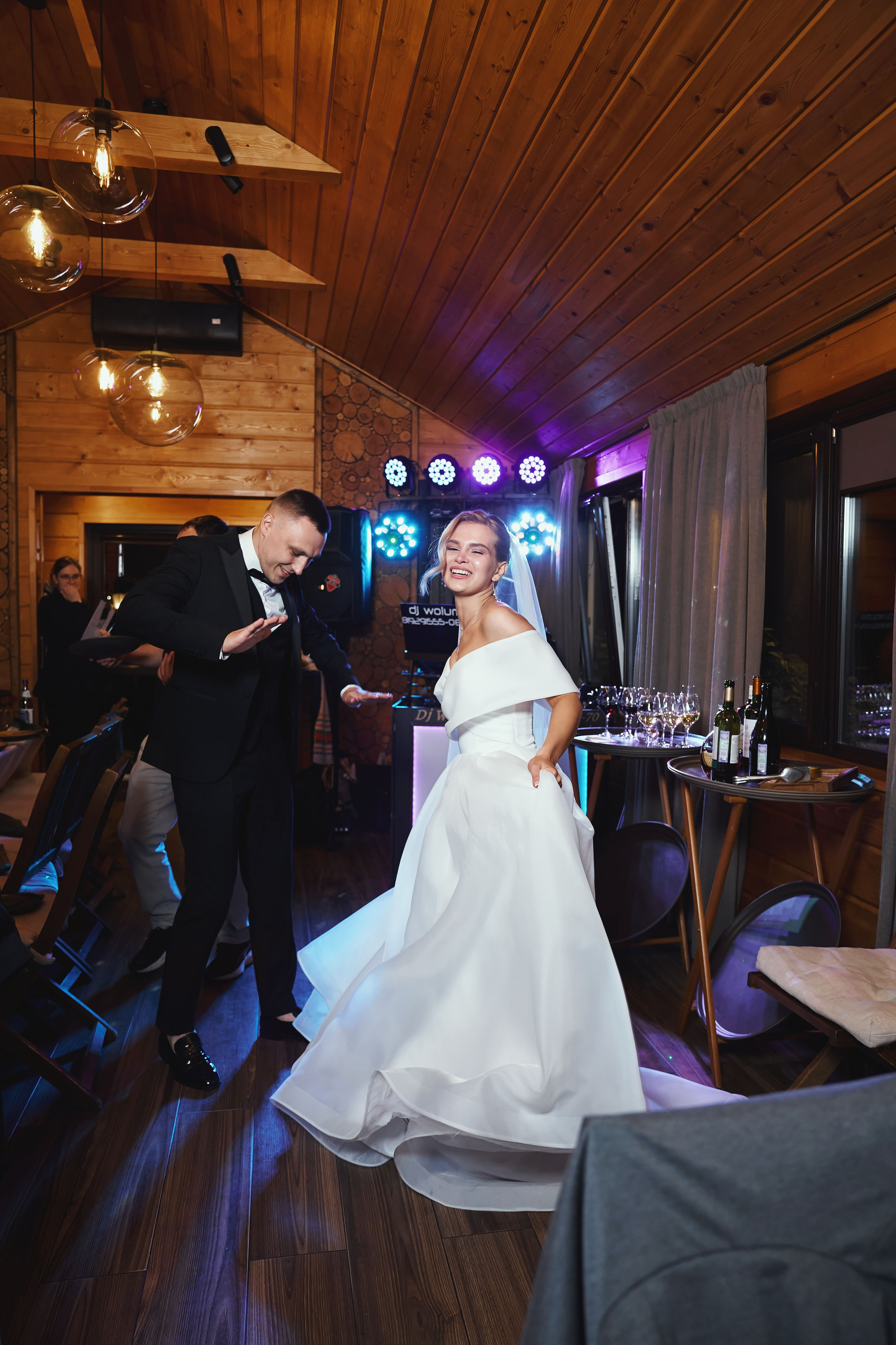 Свадьба Николая и Ирины в Золотом сазане, большая беседка