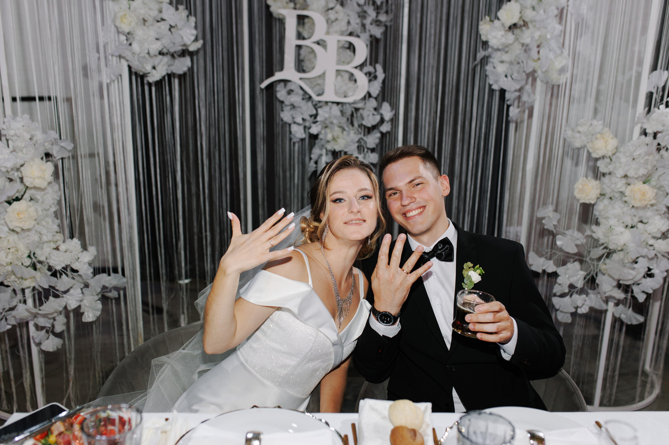 Свадебная фотосессия и банкетная часть в усадьбе СПБ. Свадебный фотограф СПБ