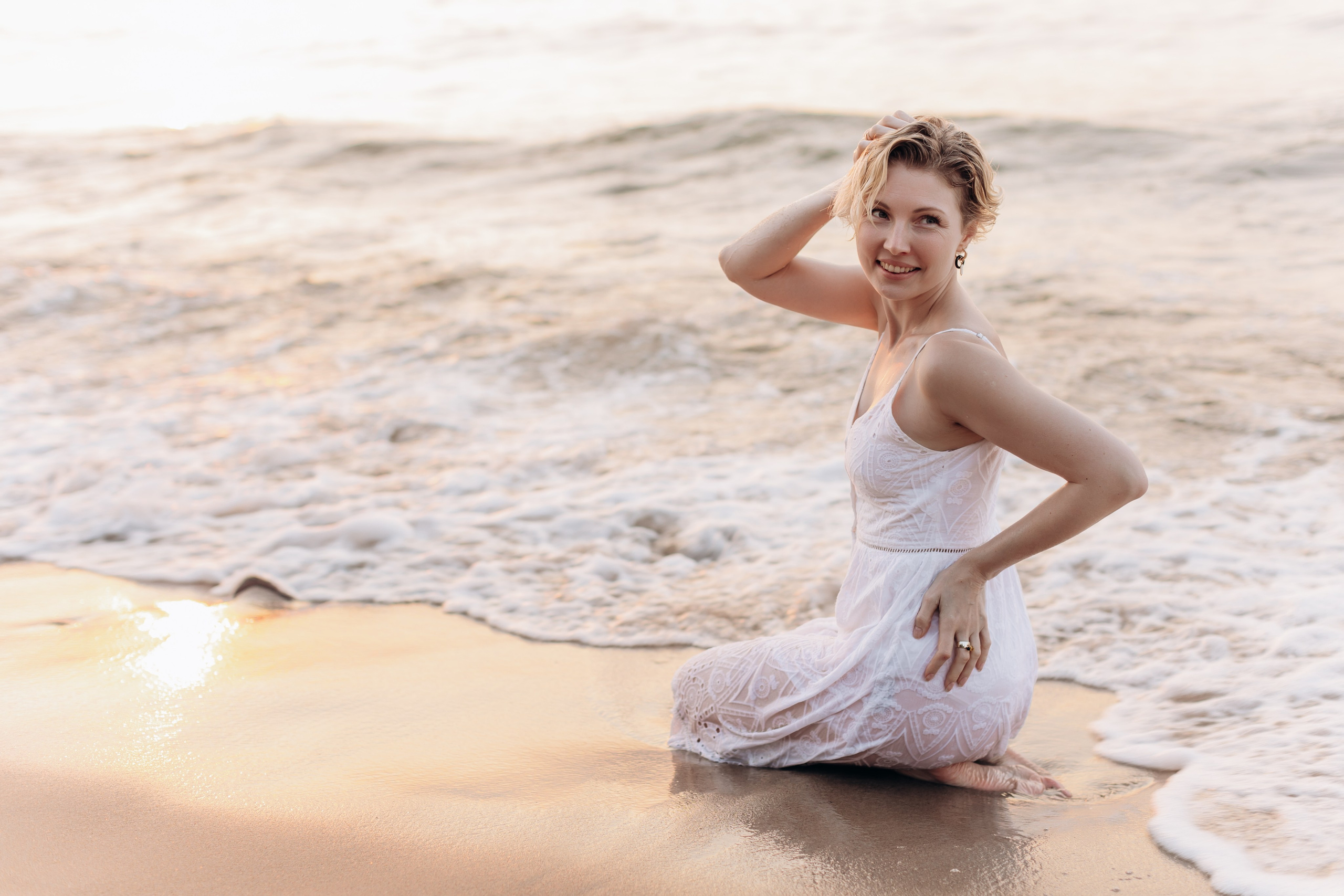 Подруги Пионеский Сосновый бор закат. Фотограф в Калининграде свадебная фотография, репортажная, фотосессии