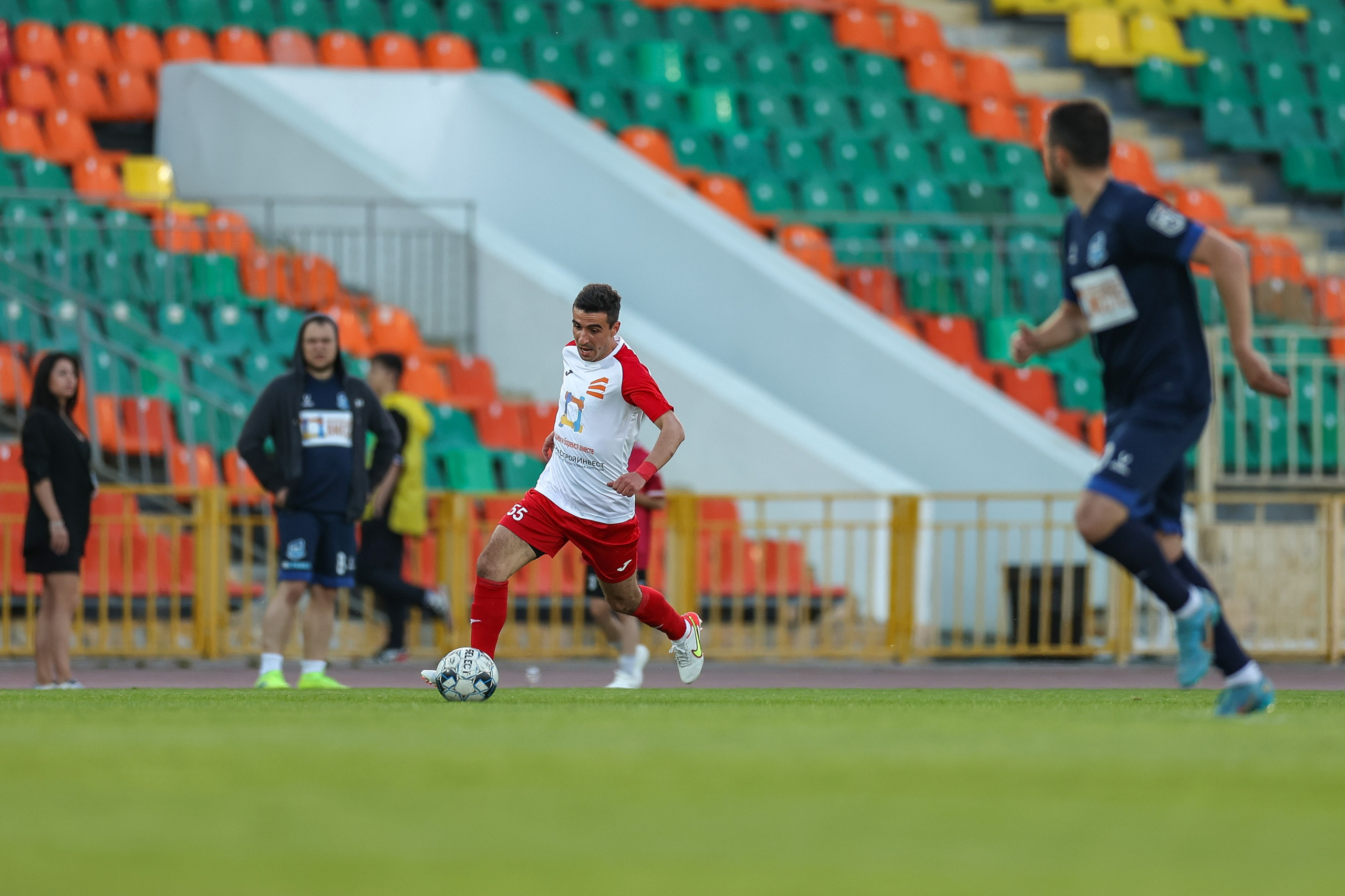 Благотворительный футбольный матч Друзья Бурмистрова vs ФК Fight Nights. Спортивный репортажный фотограф Казань Нафис Сиразетдинов