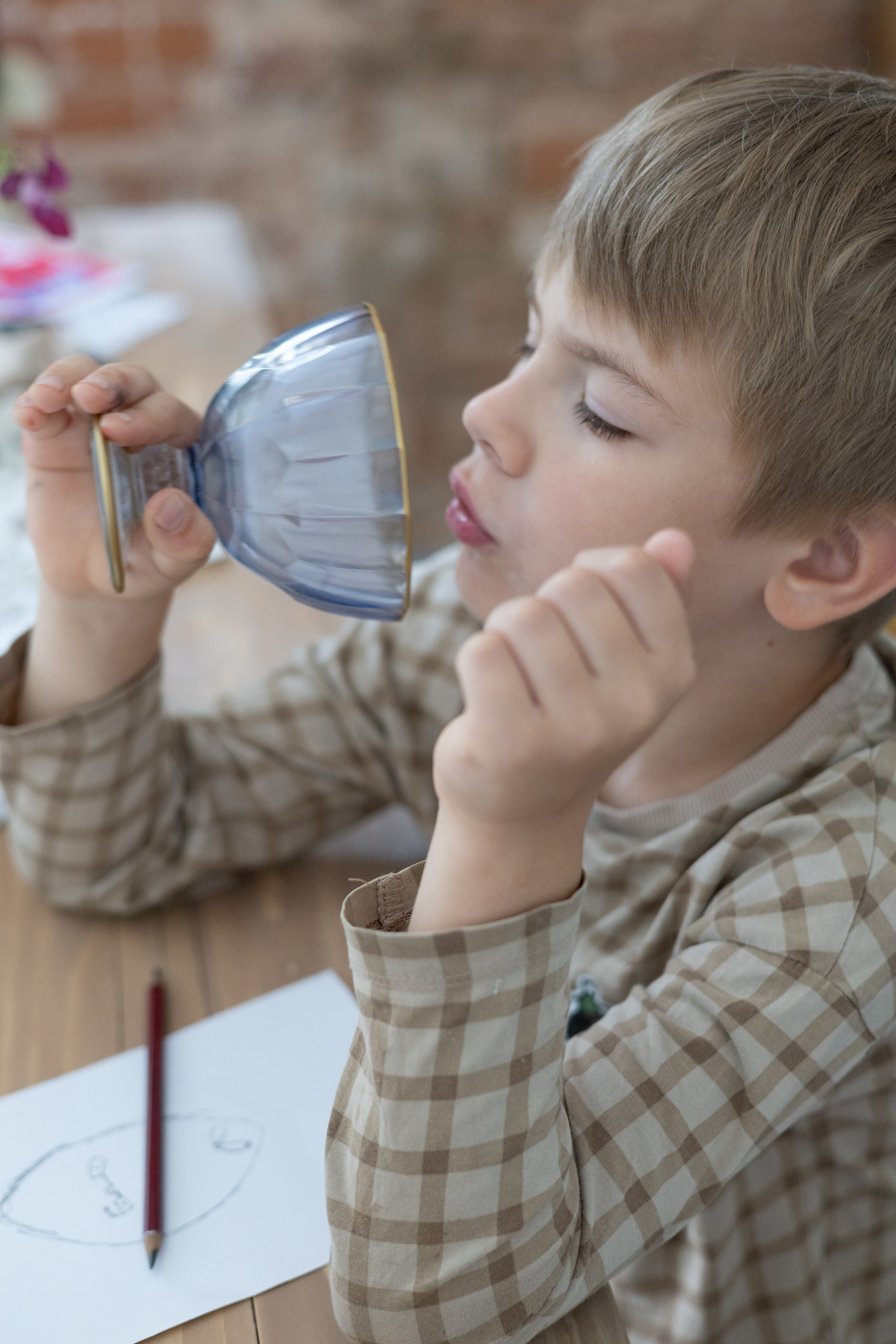 Вера и дети в мастерской. Портрет художника. Марина Лавинская Фотограф из Москвы