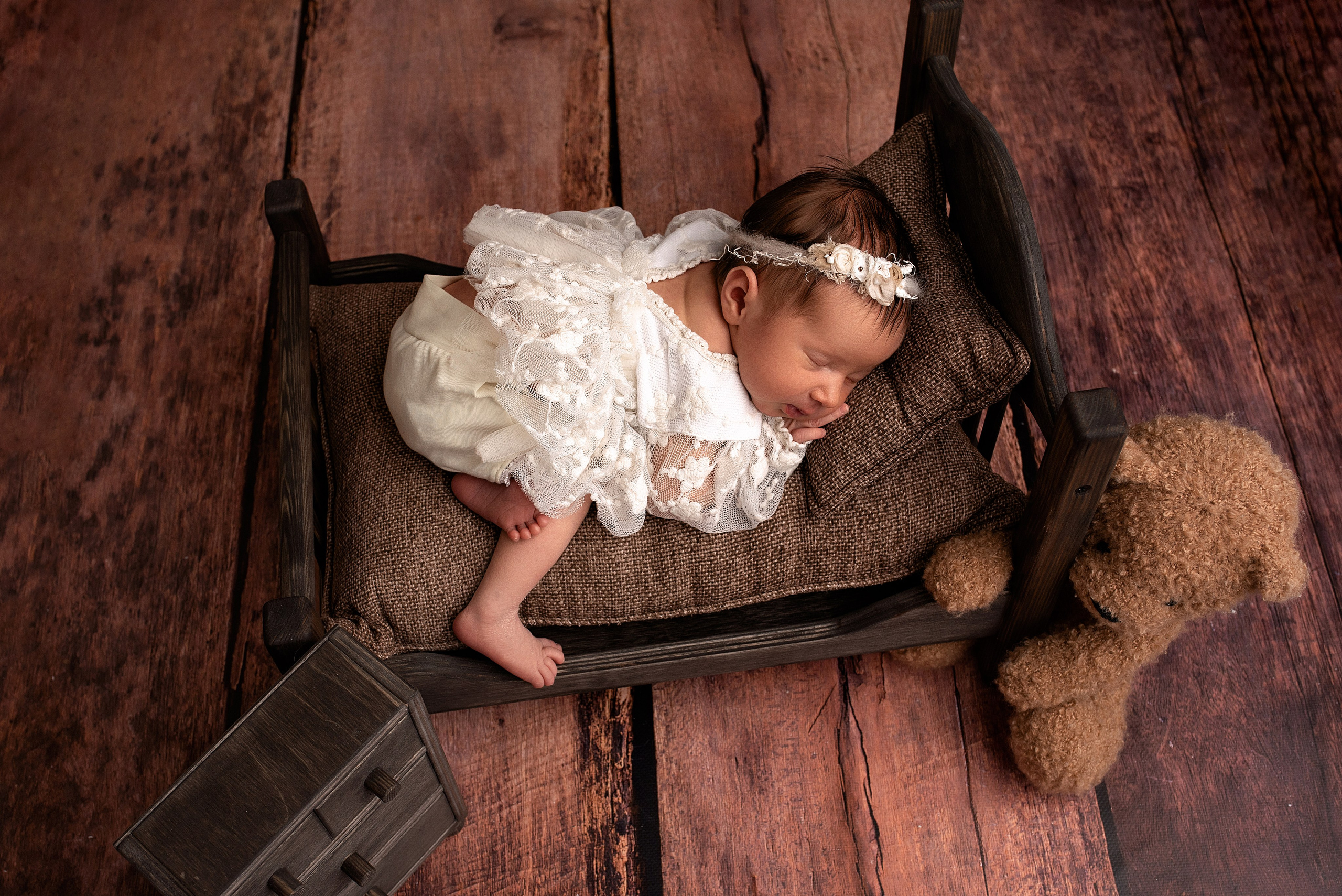 Новорождённые девочки. Детский фотограф новорождённых в Минске Боровик Екатерина