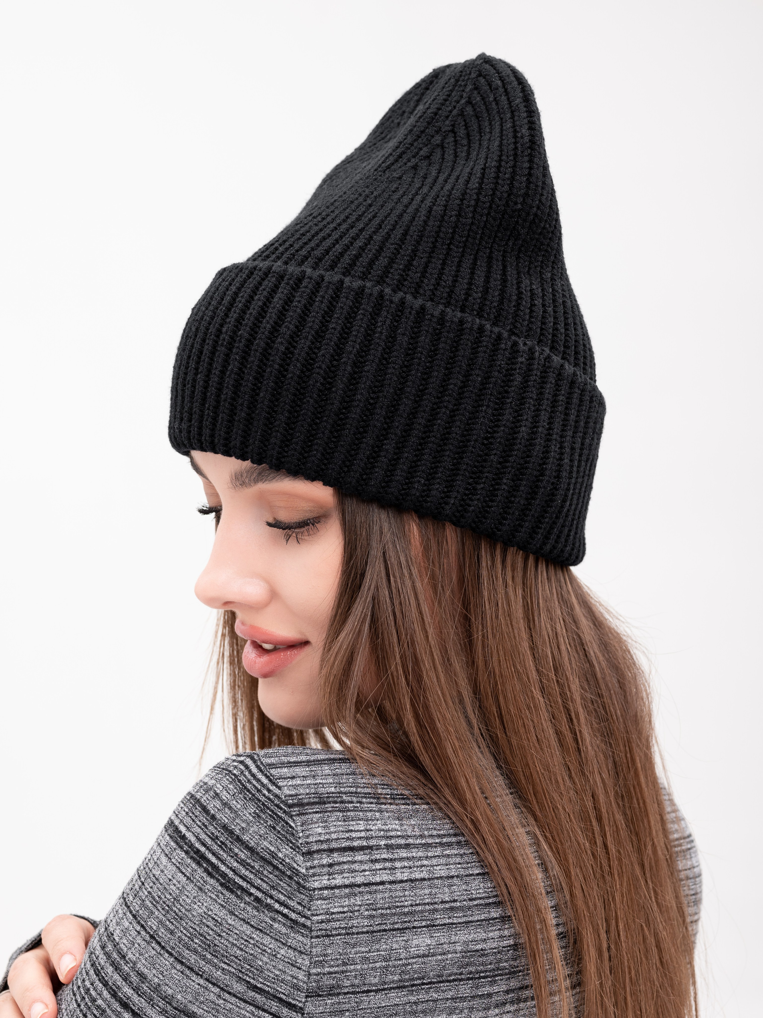 Шапки. Предметный фотограф, фото для маркетплейсов Пятигорск, КМВ