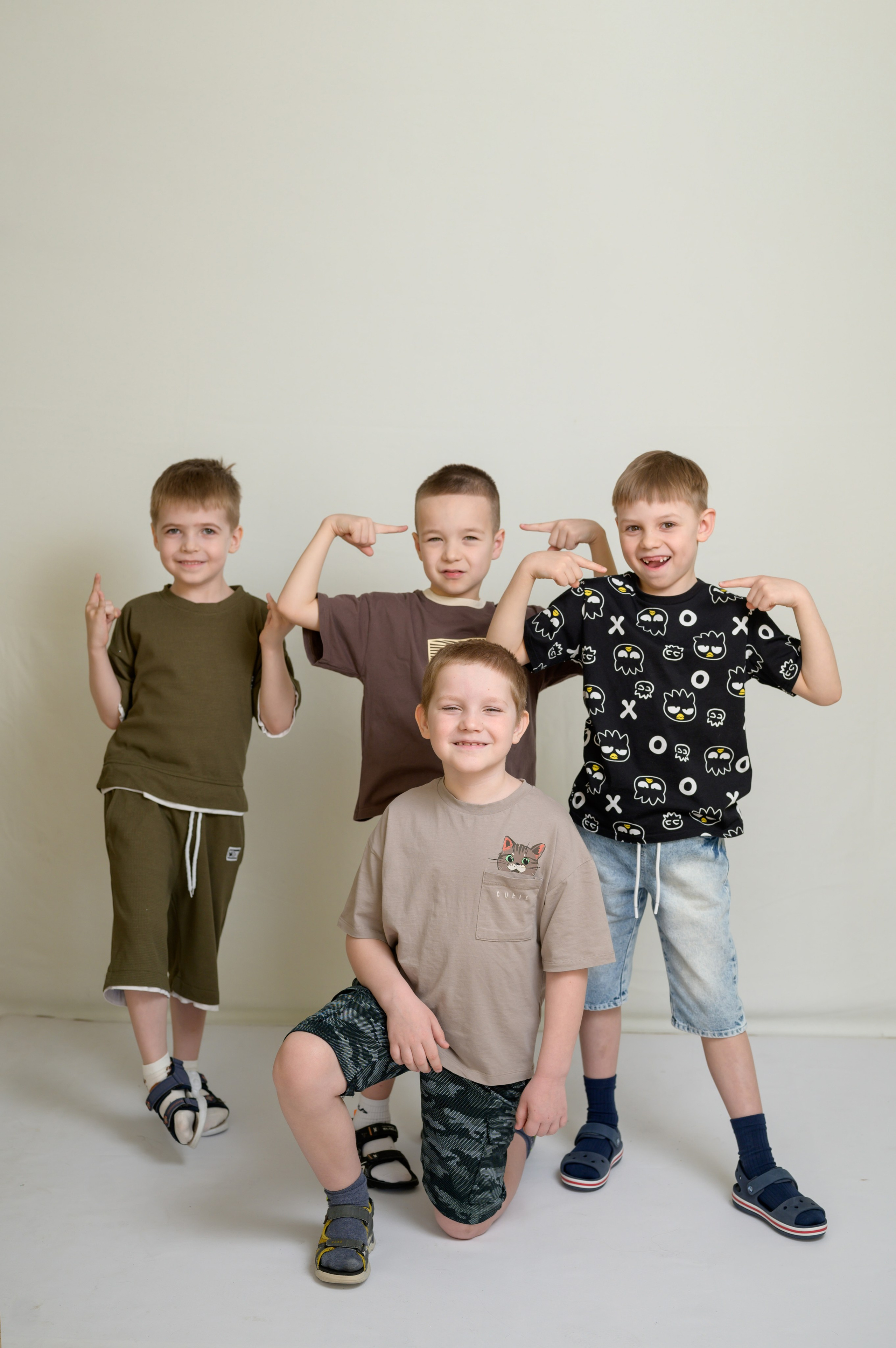 Д/с№ 3к3 группа «Фантазёры» (индивидуальный дизайн) + рисунки детей. Фотограф новорожденных, семейный детский в Тюмени Татьяна Морозова