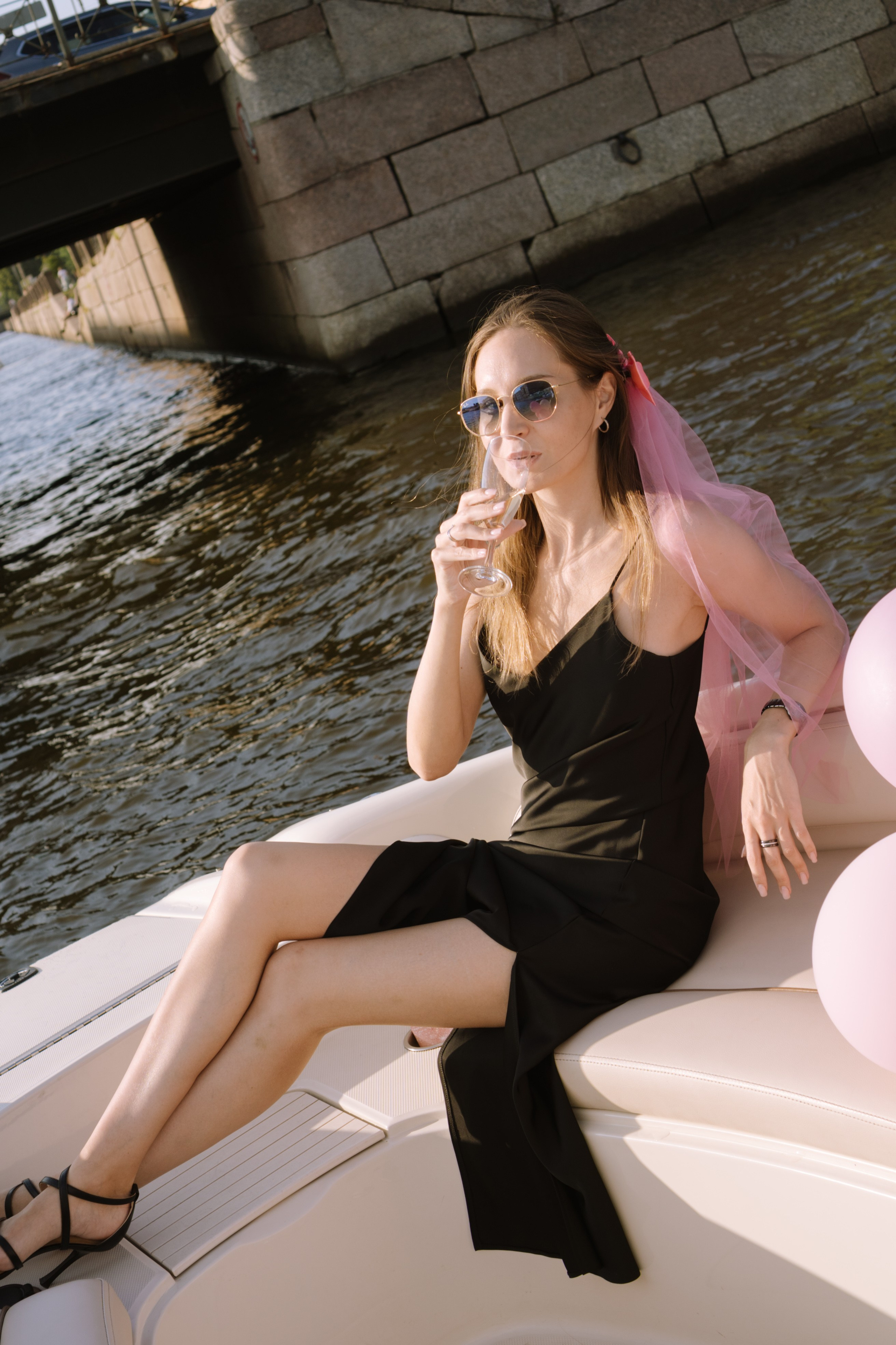 ДЕВИЧНИК НА КАТЕРЕ. Профессиональный фотограф, Санкт-Петербург — Виктория Богомолова