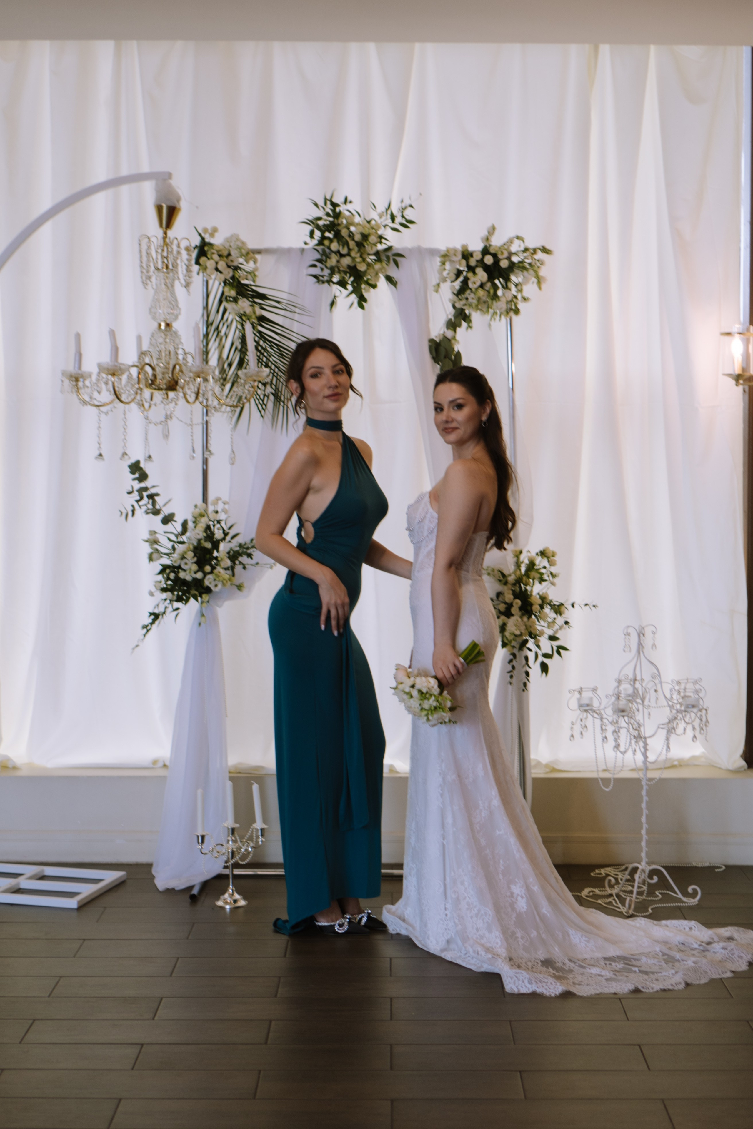 СВАДЕБНЫЙ БАНКЕТ НА ВЛАДИМИРСКОЙ В САНКТ-ПЕТЕРБУРГЕ (КАМЕРНАЯ СВАДЬБА). Профессиональный фотограф, Санкт-Петербург — Виктория Богомолова