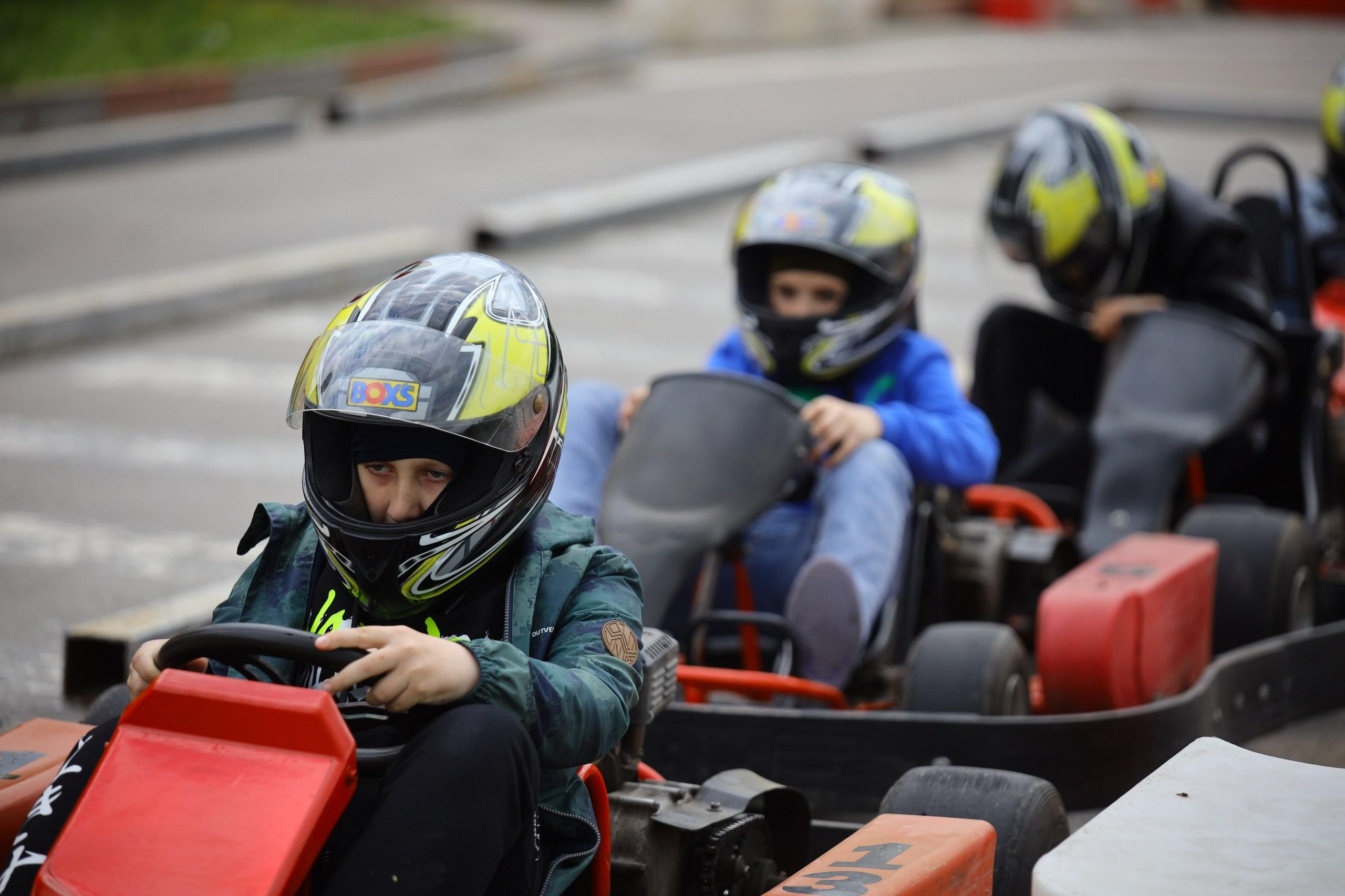 Репортаж. Празднование окончания учебного года в Некрасово. Фотограф в Туле Крупский АнДРей. Фотостудия «КАДР71» в Туле
