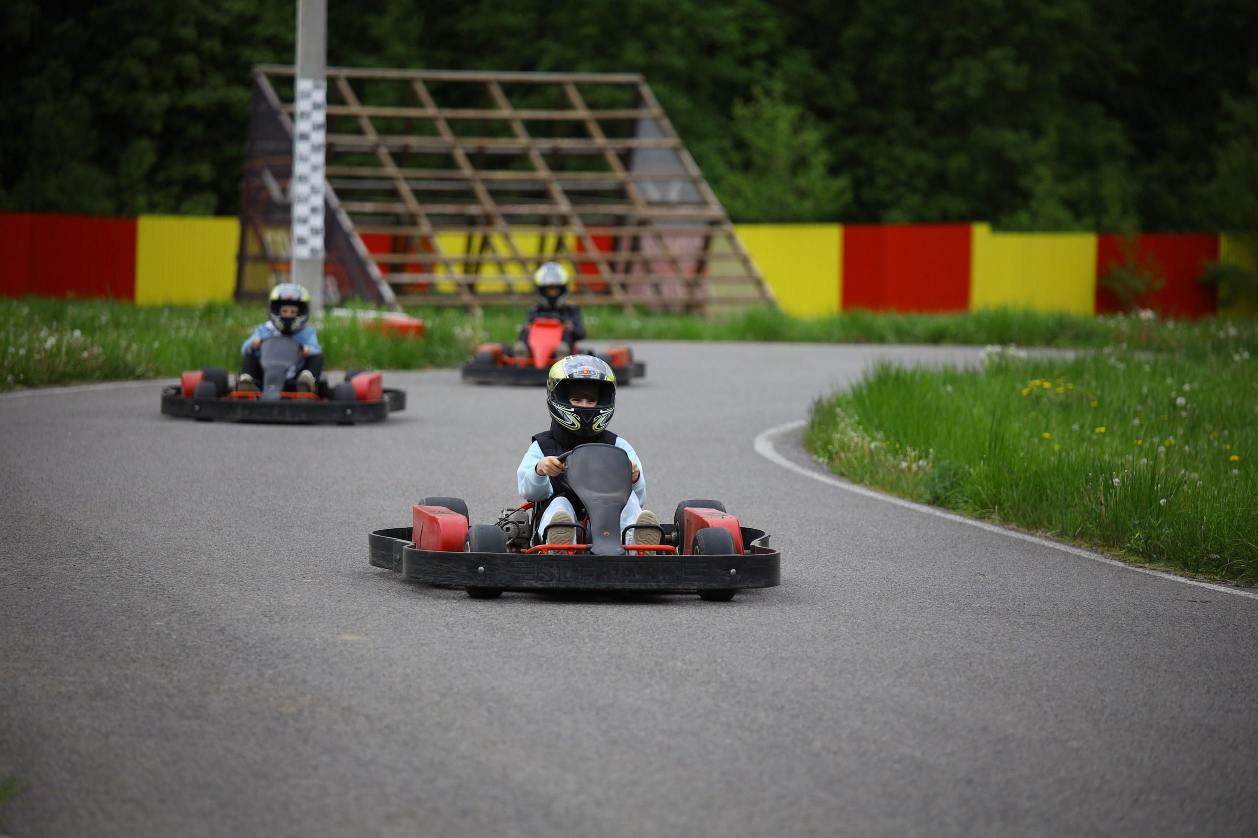 Репортаж. Празднование окончания учебного года в Некрасово. Фотограф в Туле Крупский АнДРей. Фотостудия «КАДР71» в Туле