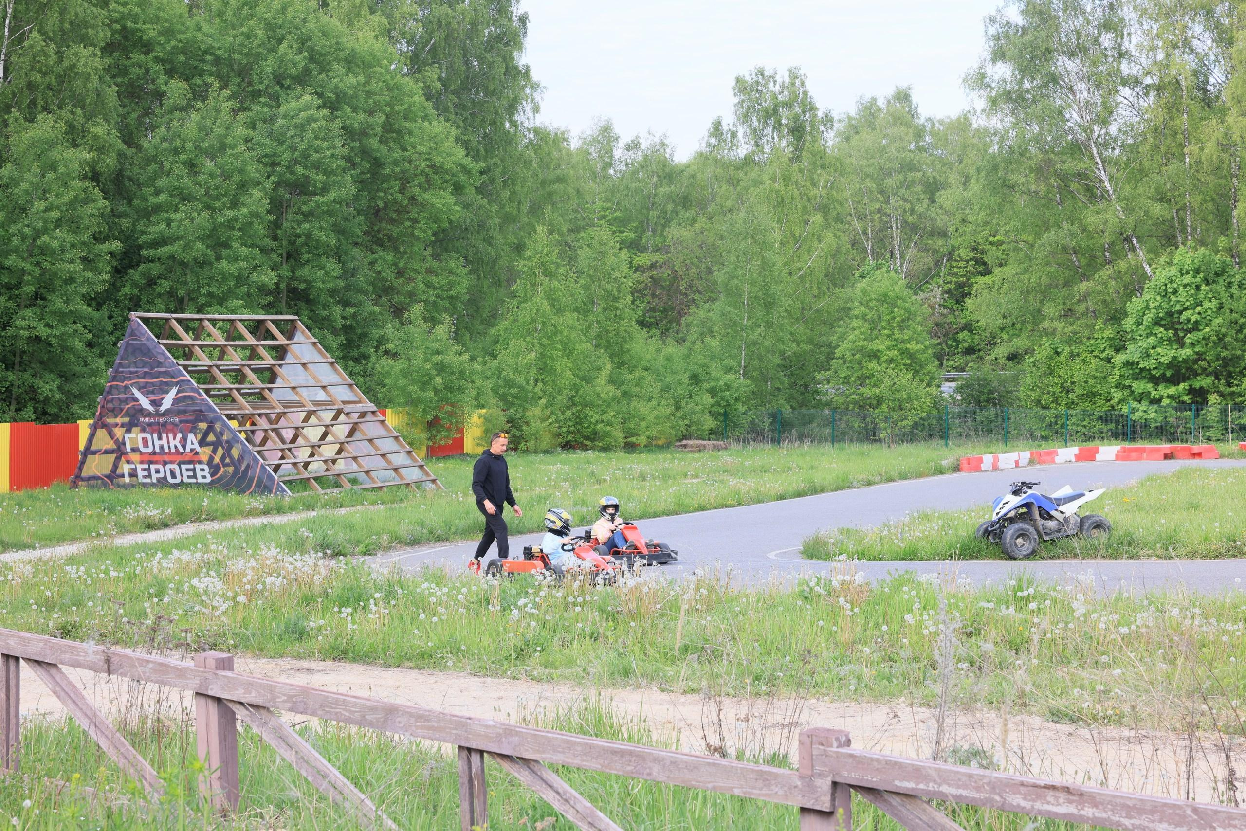 Репортаж. Празднование окончания учебного года в Некрасово. Фотограф в Туле Крупский АнДРей. Фотостудия «КАДР71» в Туле