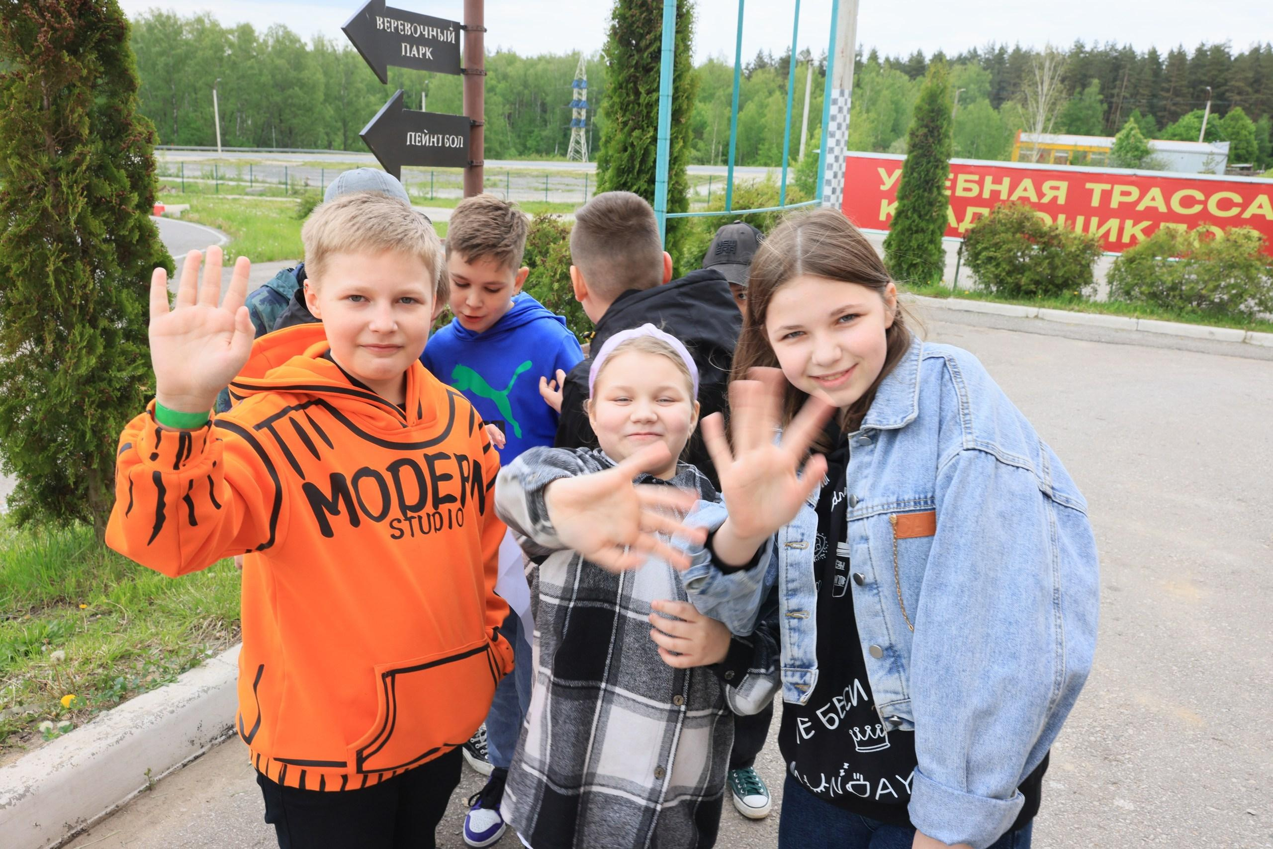 Репортаж. Празднование окончания учебного года в Некрасово. Фотограф в Туле Крупский АнДРей. Фотостудия «КАДР71» в Туле