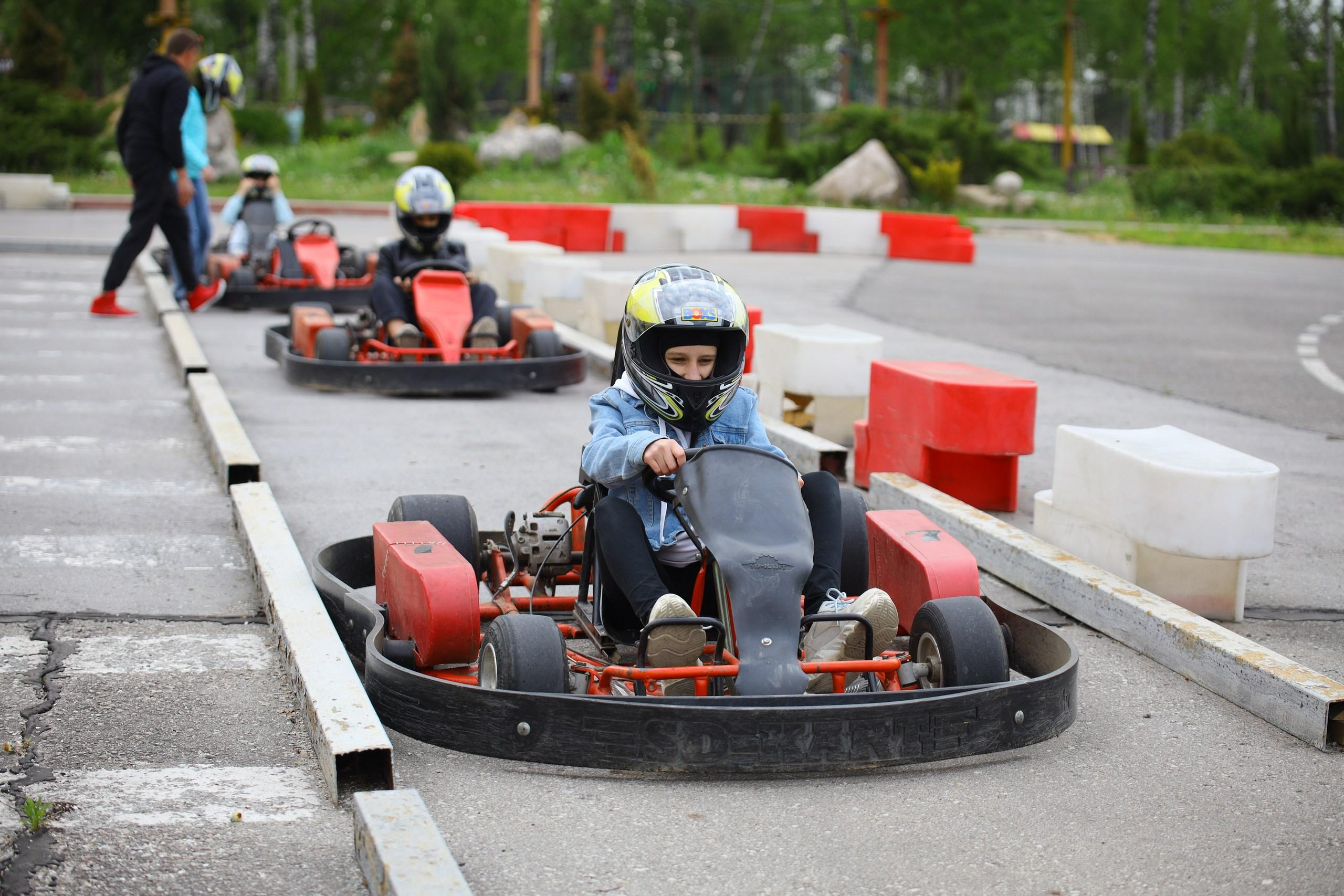 Репортаж. Празднование окончания учебного года в Некрасово. Фотограф в Туле Крупский АнДРей. Фотостудия «КАДР71» в Туле