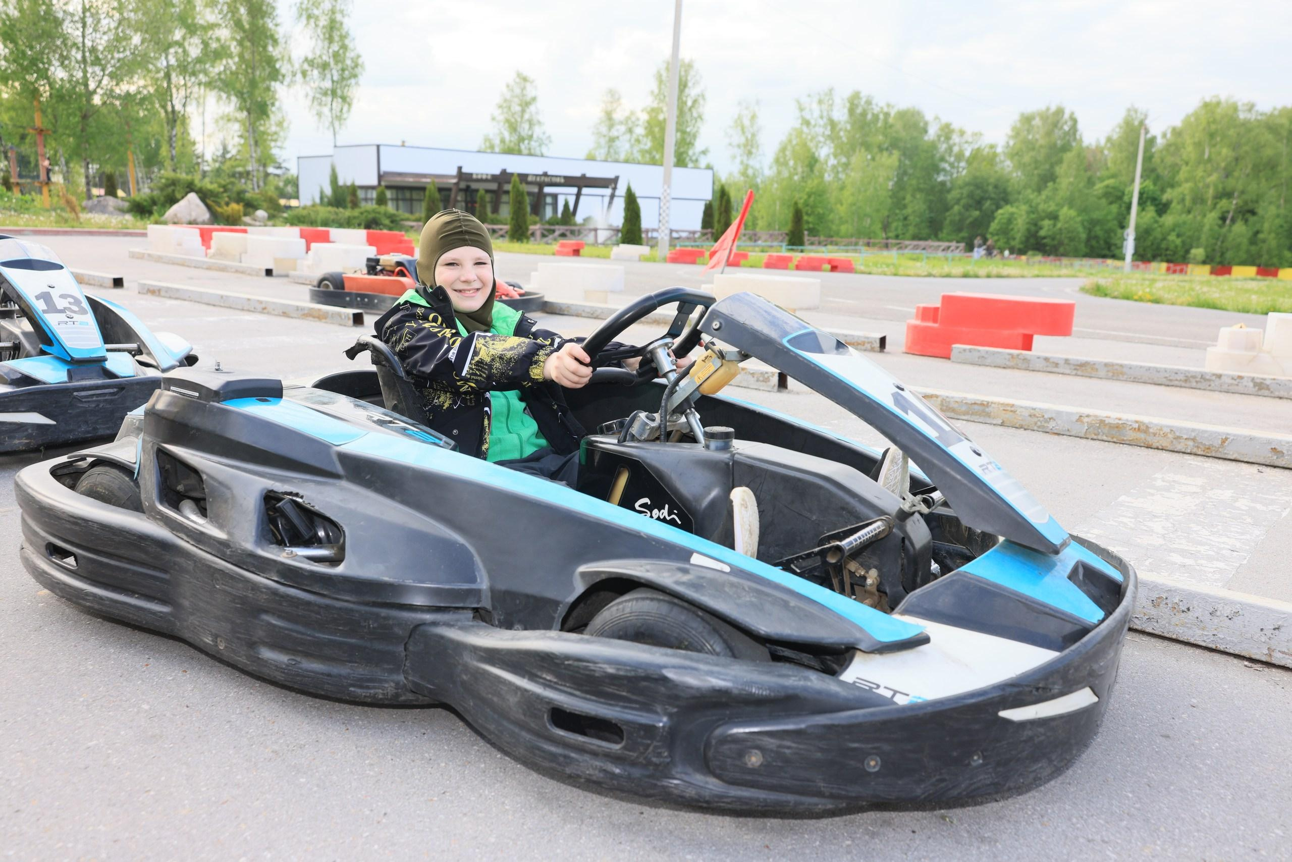 Репортаж. Празднование окончания учебного года в Некрасово. Фотограф в Туле Крупский АнДРей. Фотостудия «КАДР71» в Туле