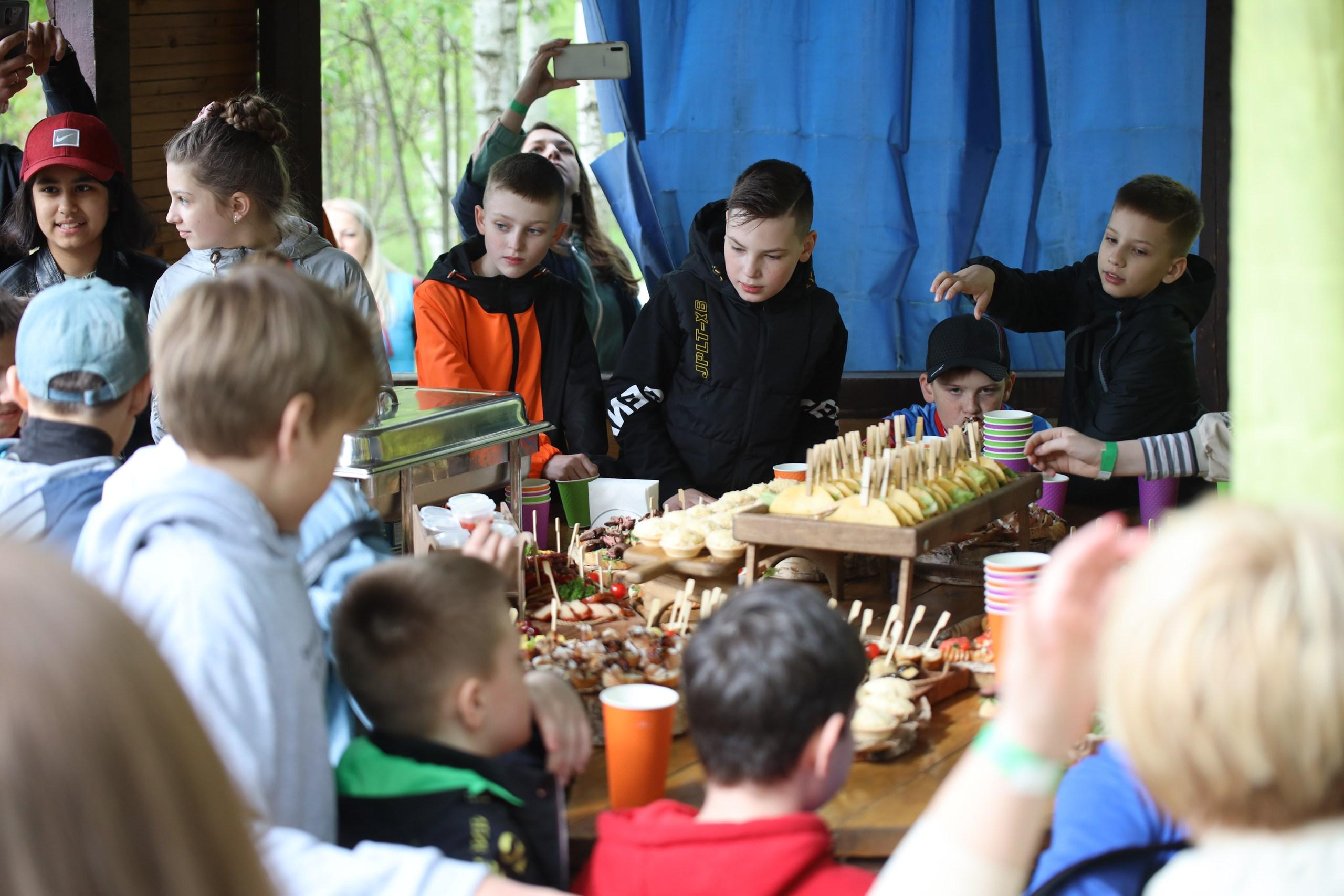 Репортаж. Празднование окончания учебного года в Некрасово. Фотограф в Туле Крупский АнДРей. Фотостудия «КАДР71» в Туле