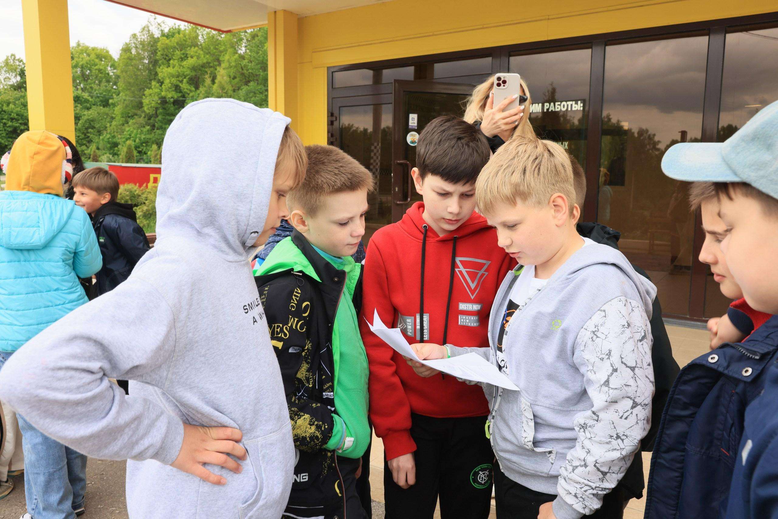 Репортаж. Празднование окончания учебного года в Некрасово. Фотограф в Туле Крупский АнДРей. Фотостудия «КАДР71» в Туле