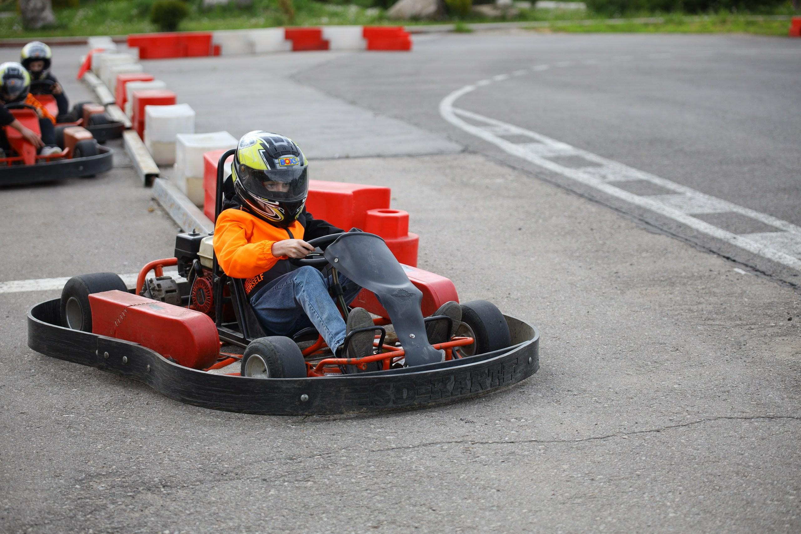 Репортаж. Празднование окончания учебного года в Некрасово. Фотограф в Туле Крупский АнДРей. Фотостудия «КАДР71» в Туле