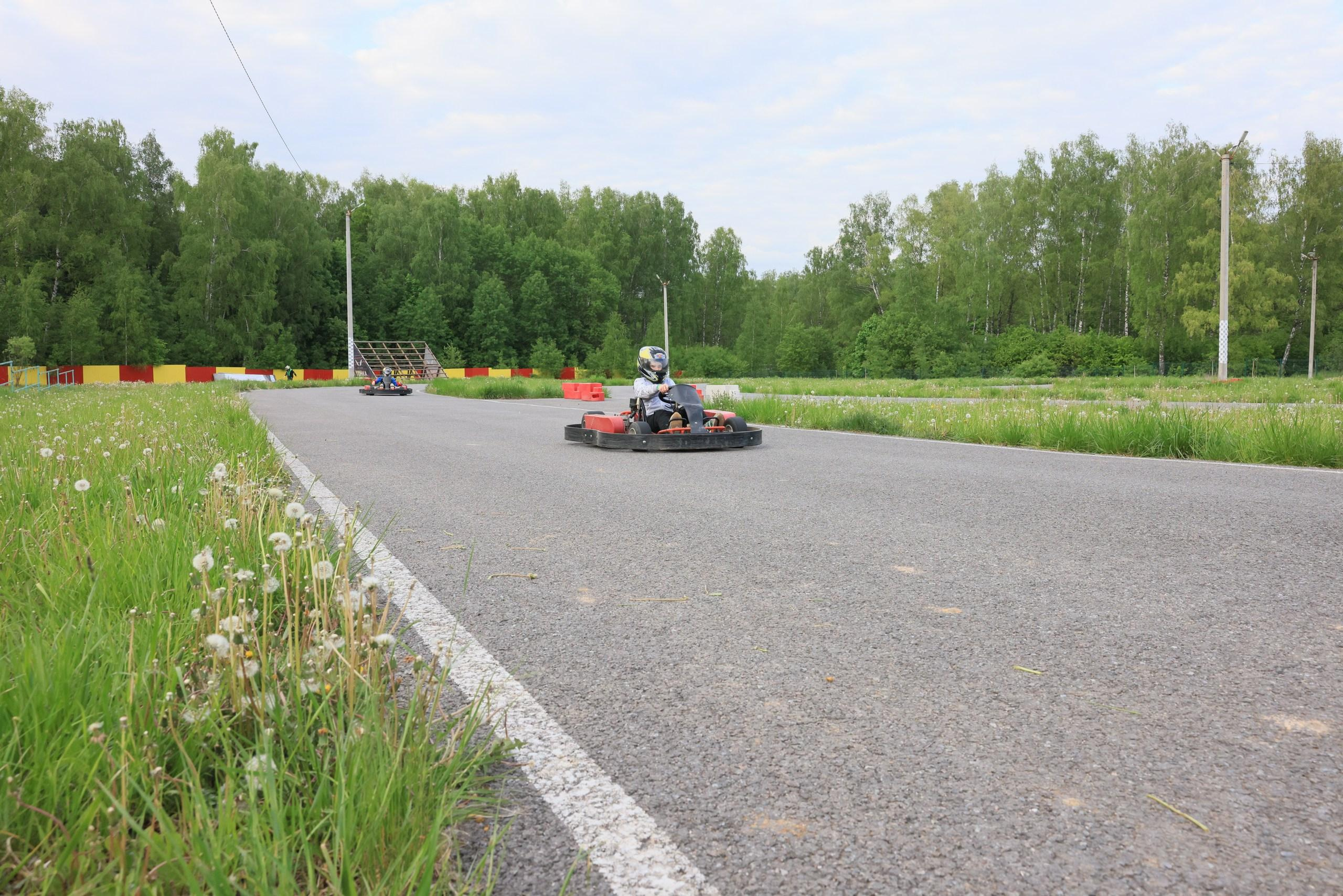 Репортаж. Празднование окончания учебного года в Некрасово. Фотограф в Туле Крупский АнДРей. Фотостудия «КАДР71» в Туле