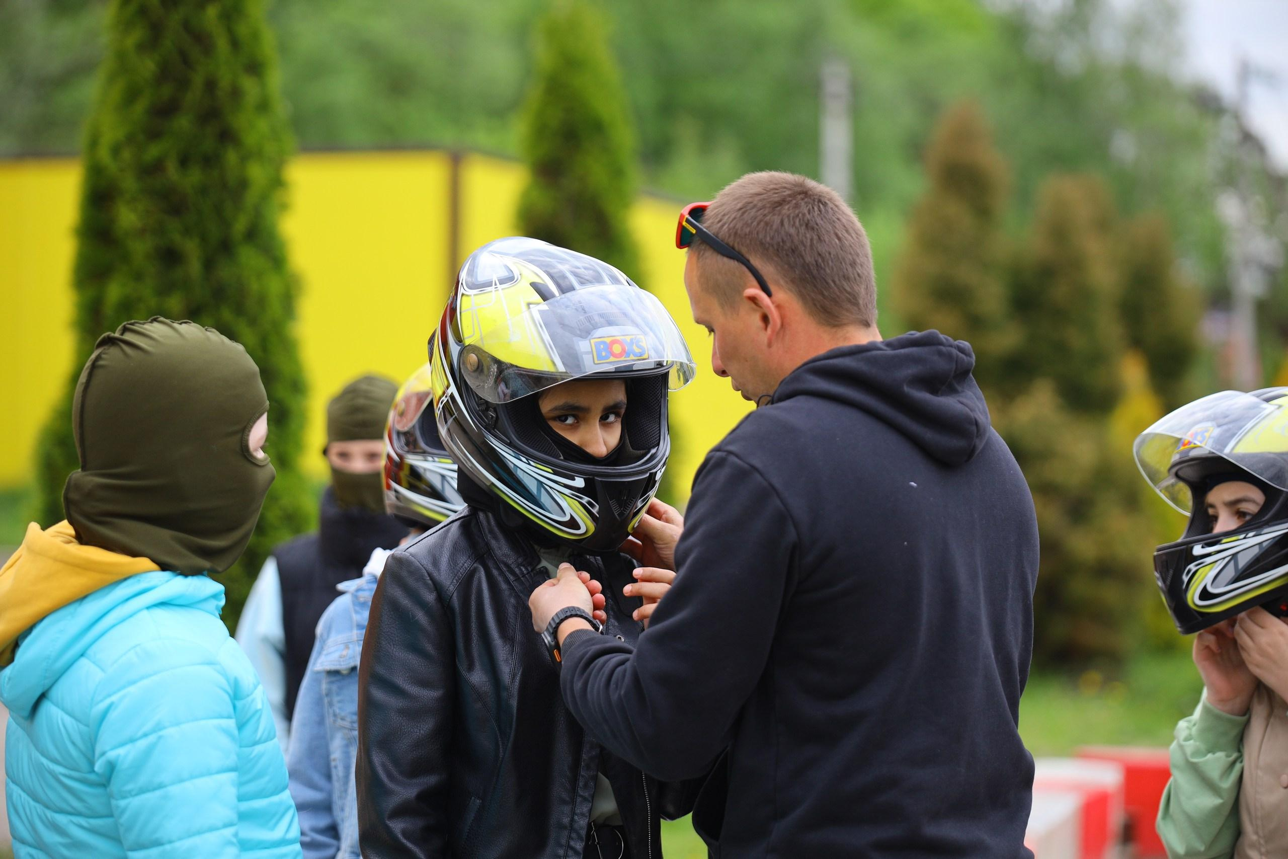 Репортаж. Празднование окончания учебного года в Некрасово. Фотограф в Туле Крупский АнДРей. Фотостудия «КАДР71» в Туле