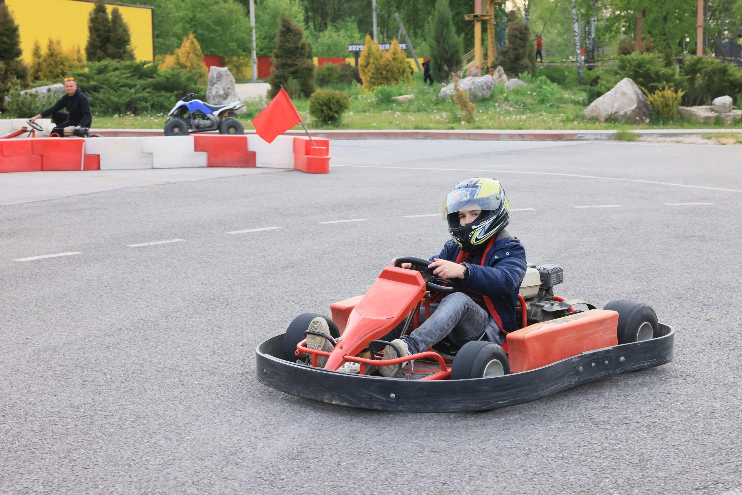 Репортаж. Празднование окончания учебного года в Некрасово. Фотограф в Туле Крупский АнДРей. Фотостудия «КАДР71» в Туле